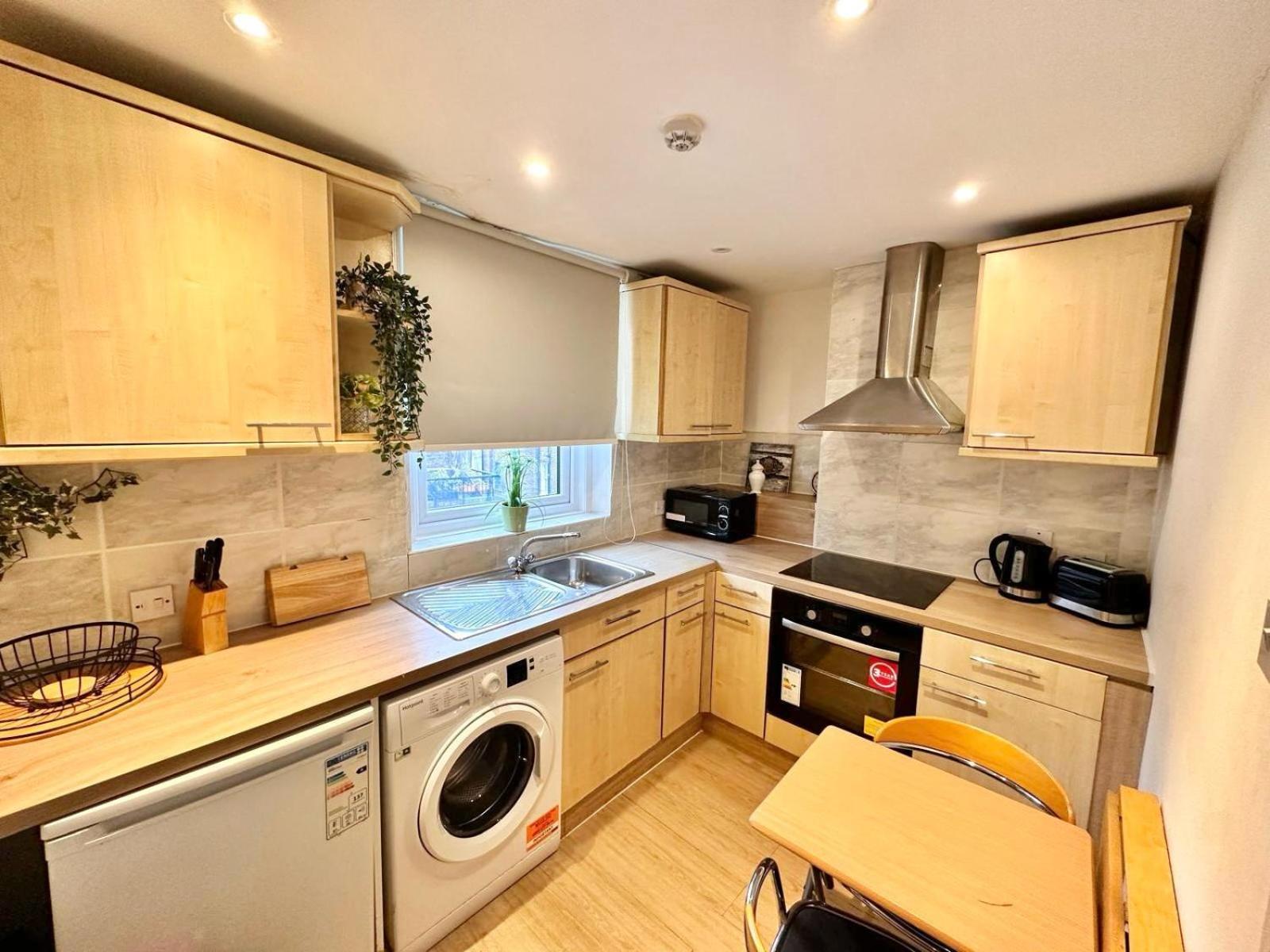 Edgware Road Beautiful Family Apartment