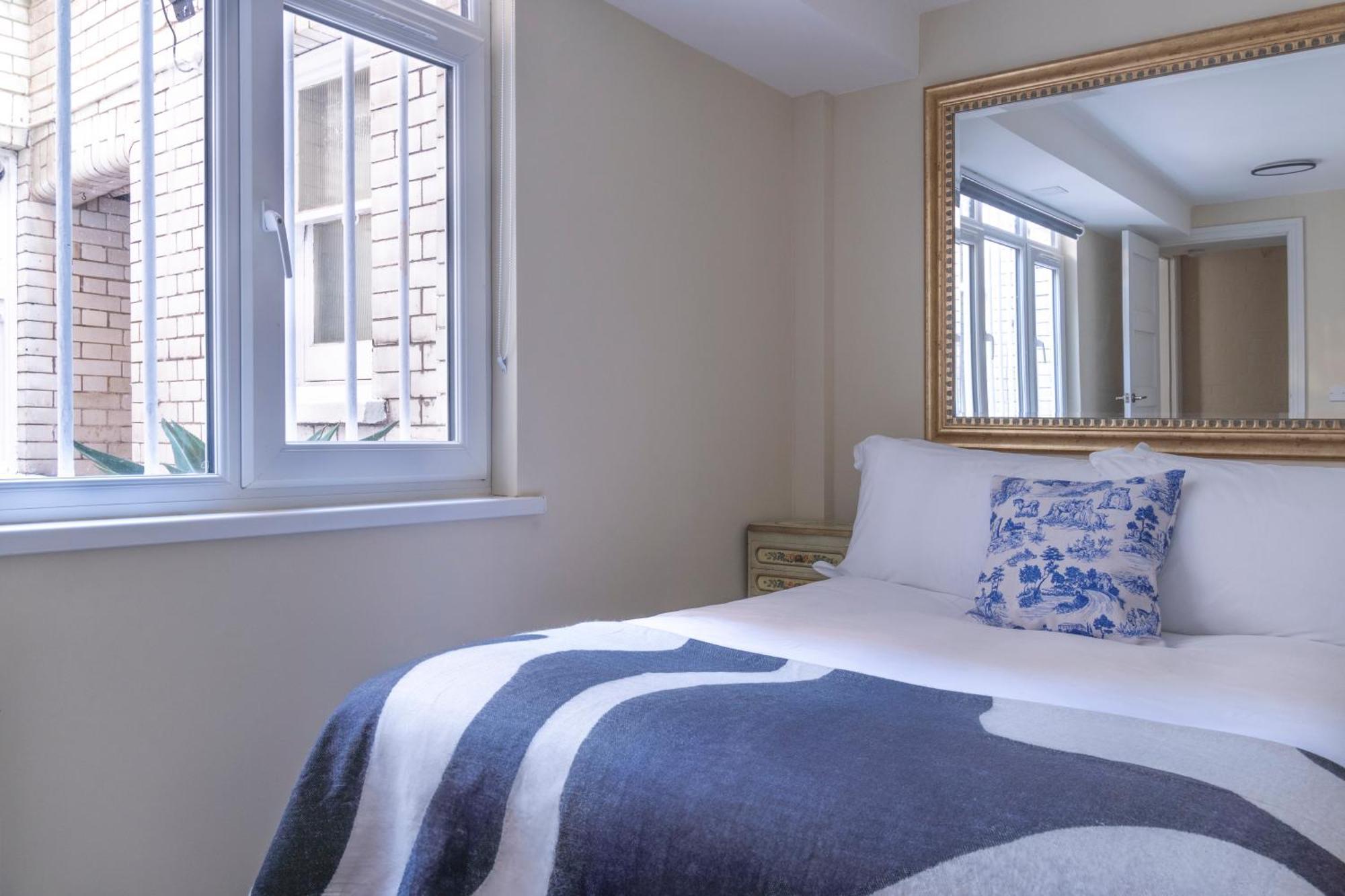 The Egerton - Luxury * London