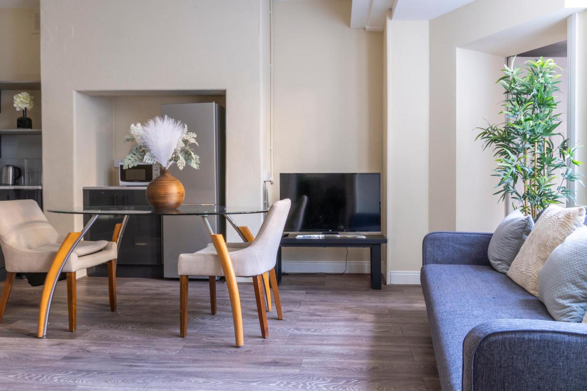 The Egerton - Luxury London