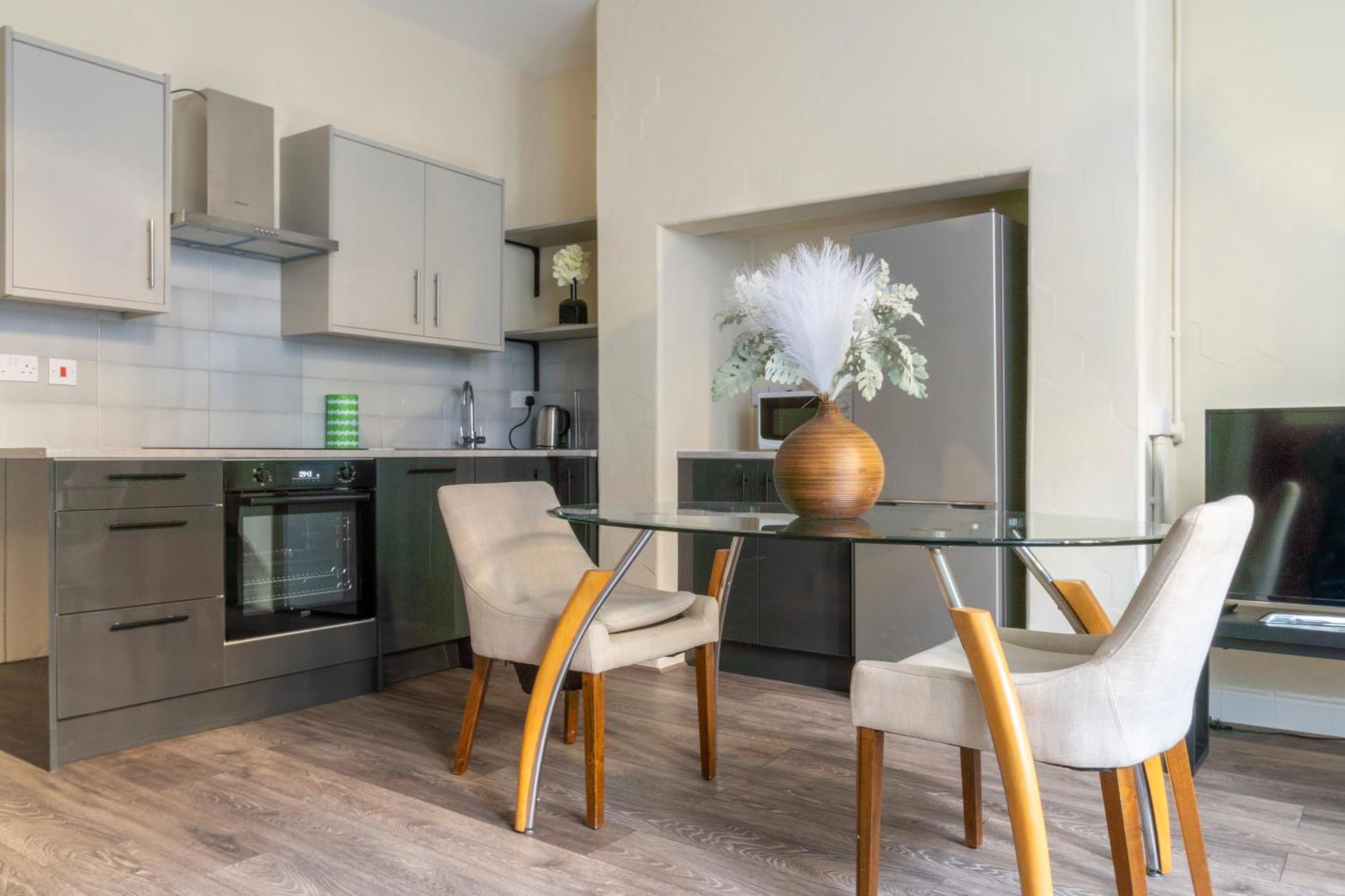The Egerton - Luxury Apartment London