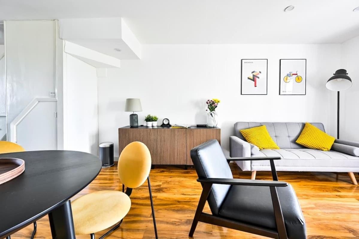 Apartamento Spacious 2 Bed Duplex - Zone 1 - Workspace Londres