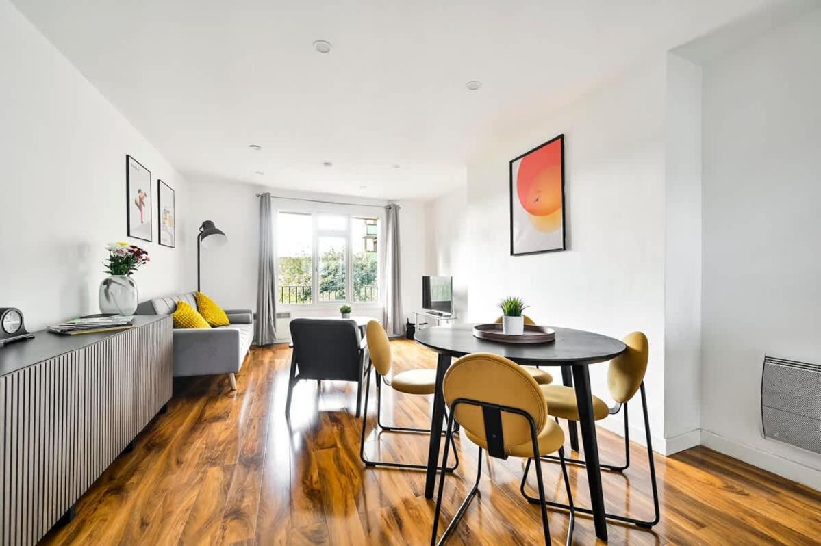 Appartement Spacious 2 Bed Duplex - Zone 1 - Workspace *