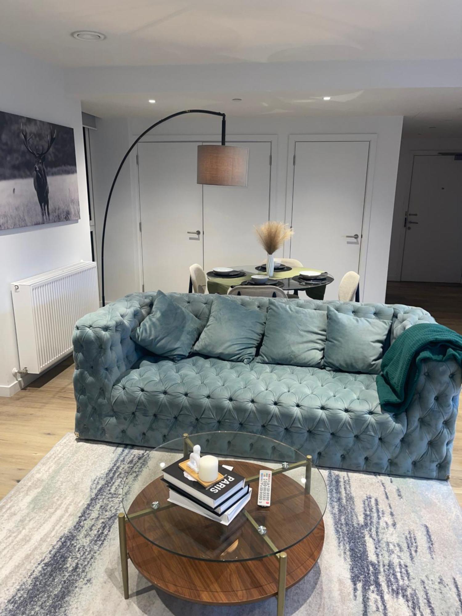 Luxury Canary Wharf Apt- Skyline Views & Balcony Appartement