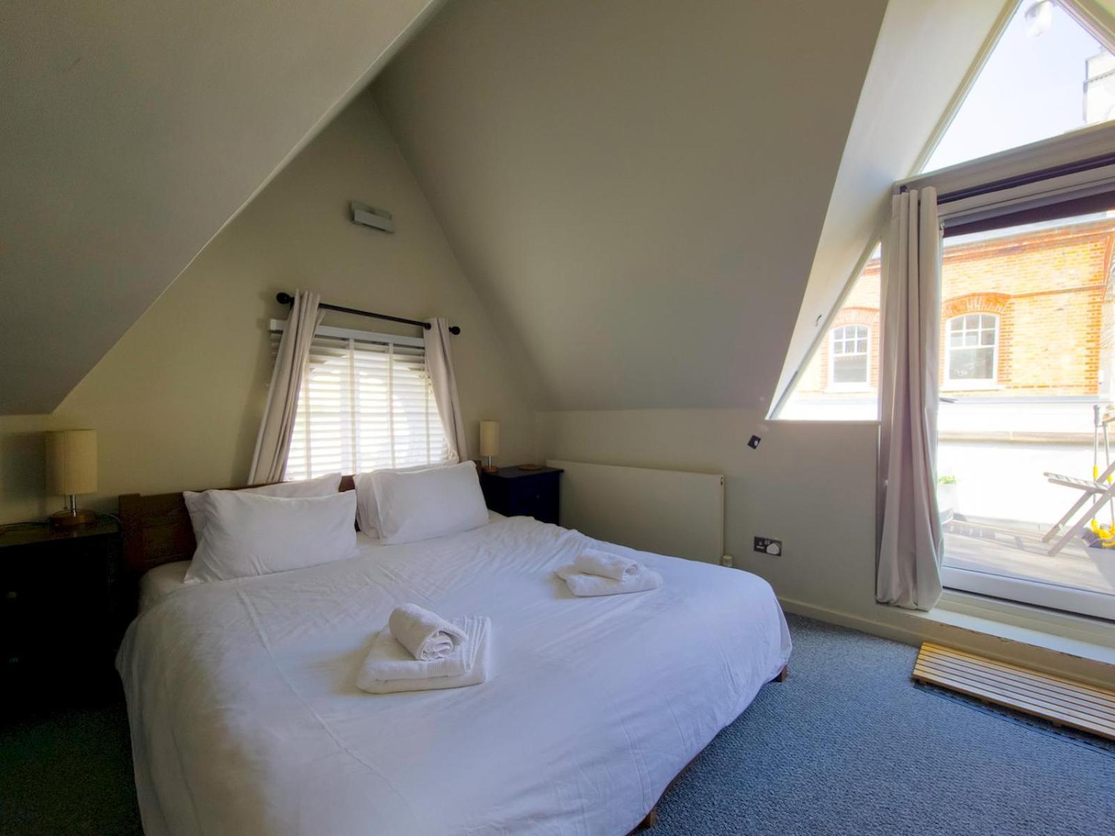 Spacious With Conservatory Dining Ptk Vakantiehuis Londen