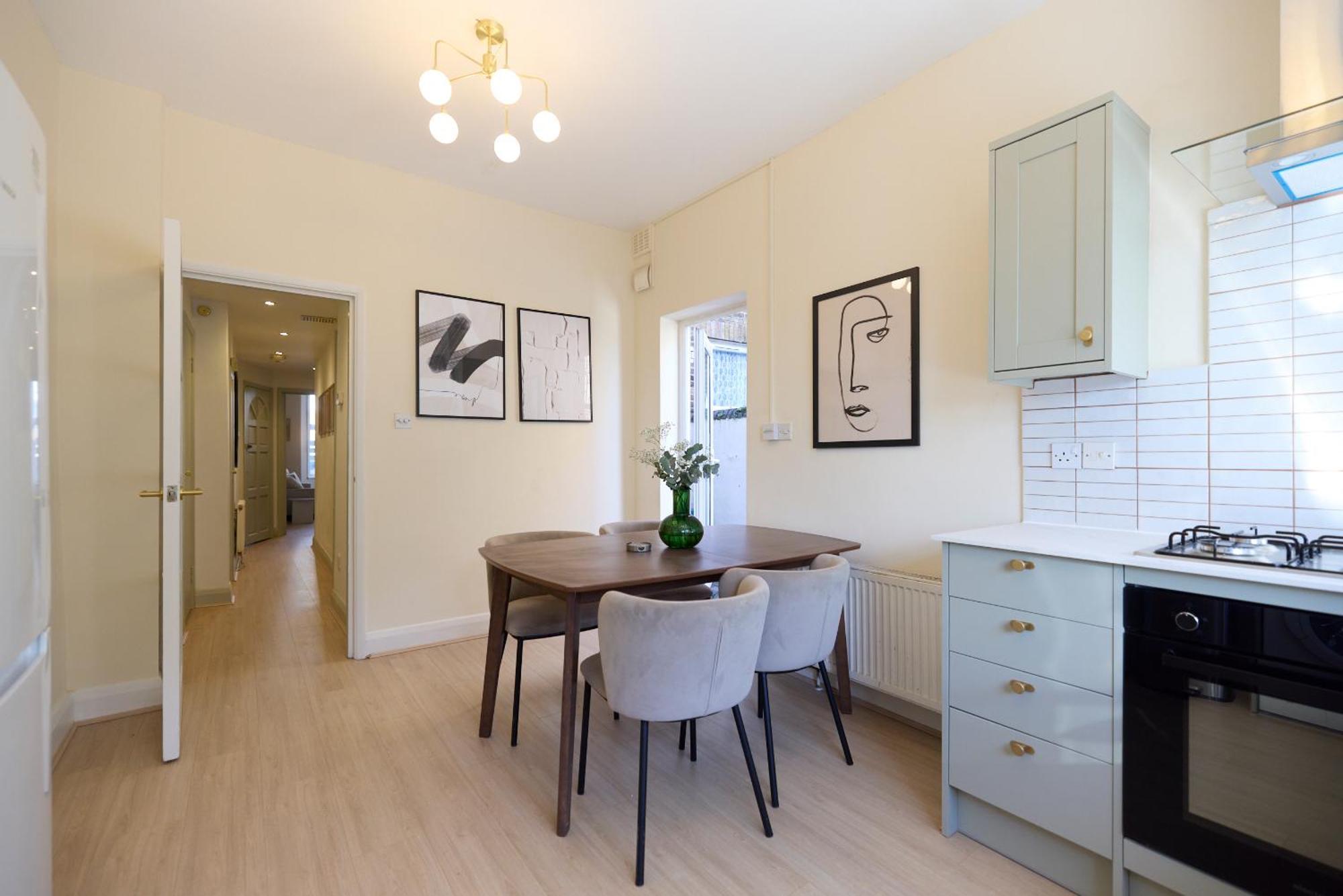 The Harlesden Retreat - Stunning 1bdr With Garden Apartment *