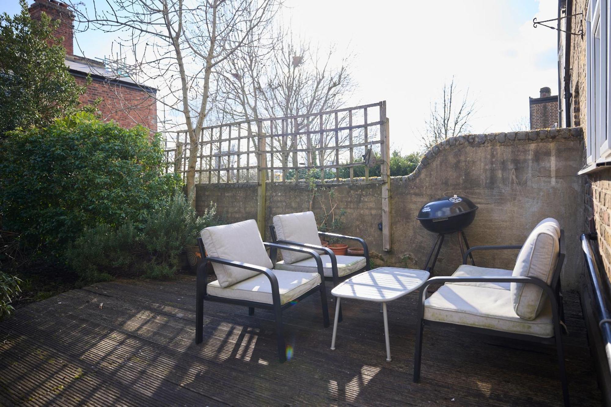 The Harlesden Retreat - Stunning 1bdr With Garden Apartment *