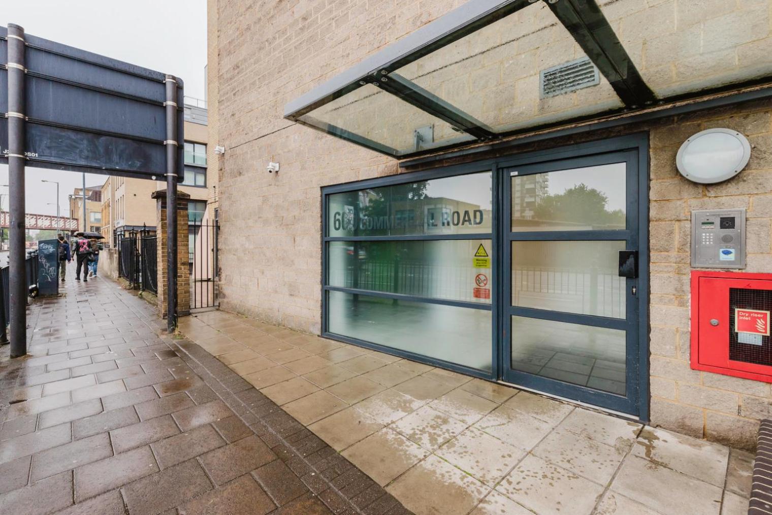 Blueground Limehouse Near Shopping Dining Lon-535 *