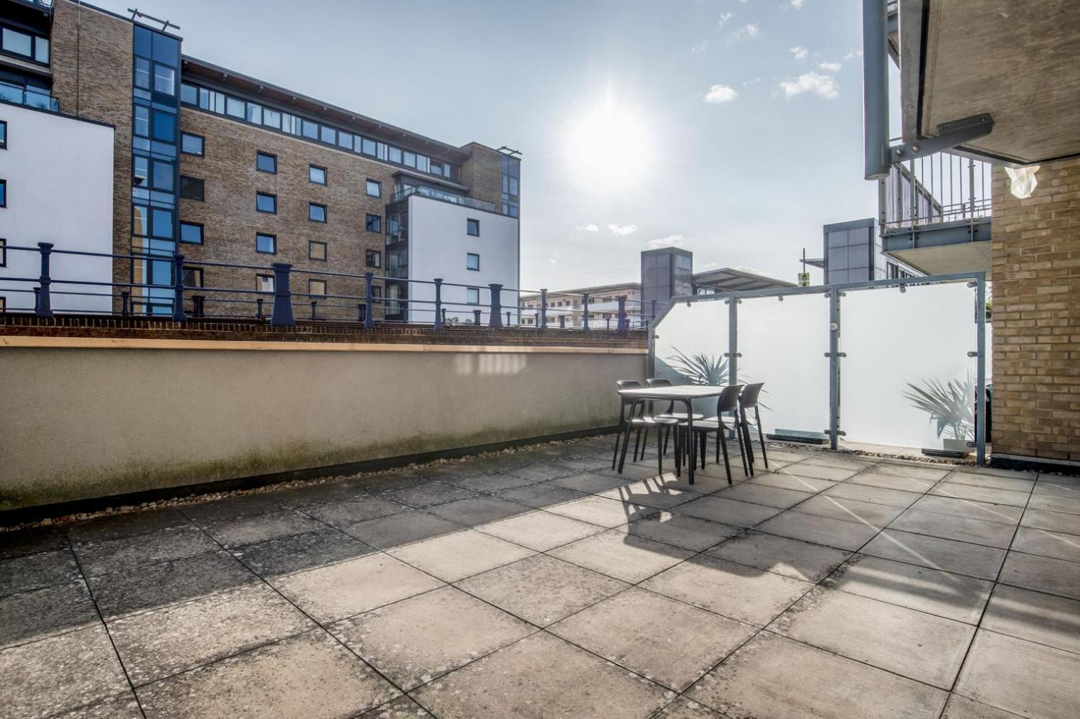 Blueground Limehouse Balcony Nr Library Lon-410 Apartment