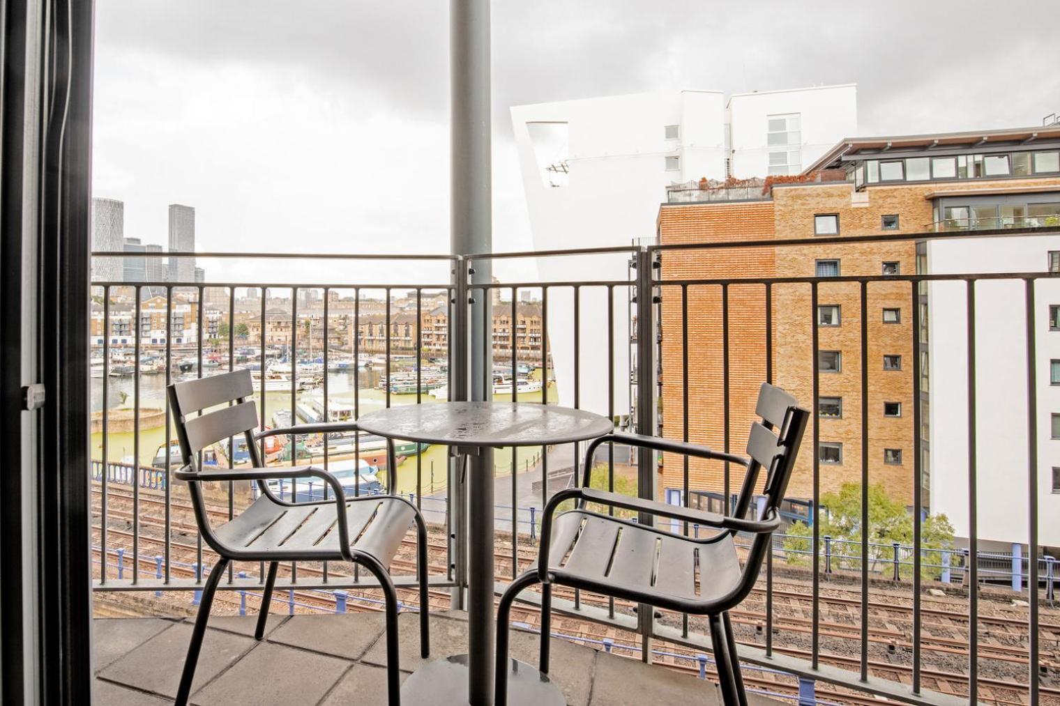 Apartment Blueground Limehouse Balcony Nr Tube Lon-227