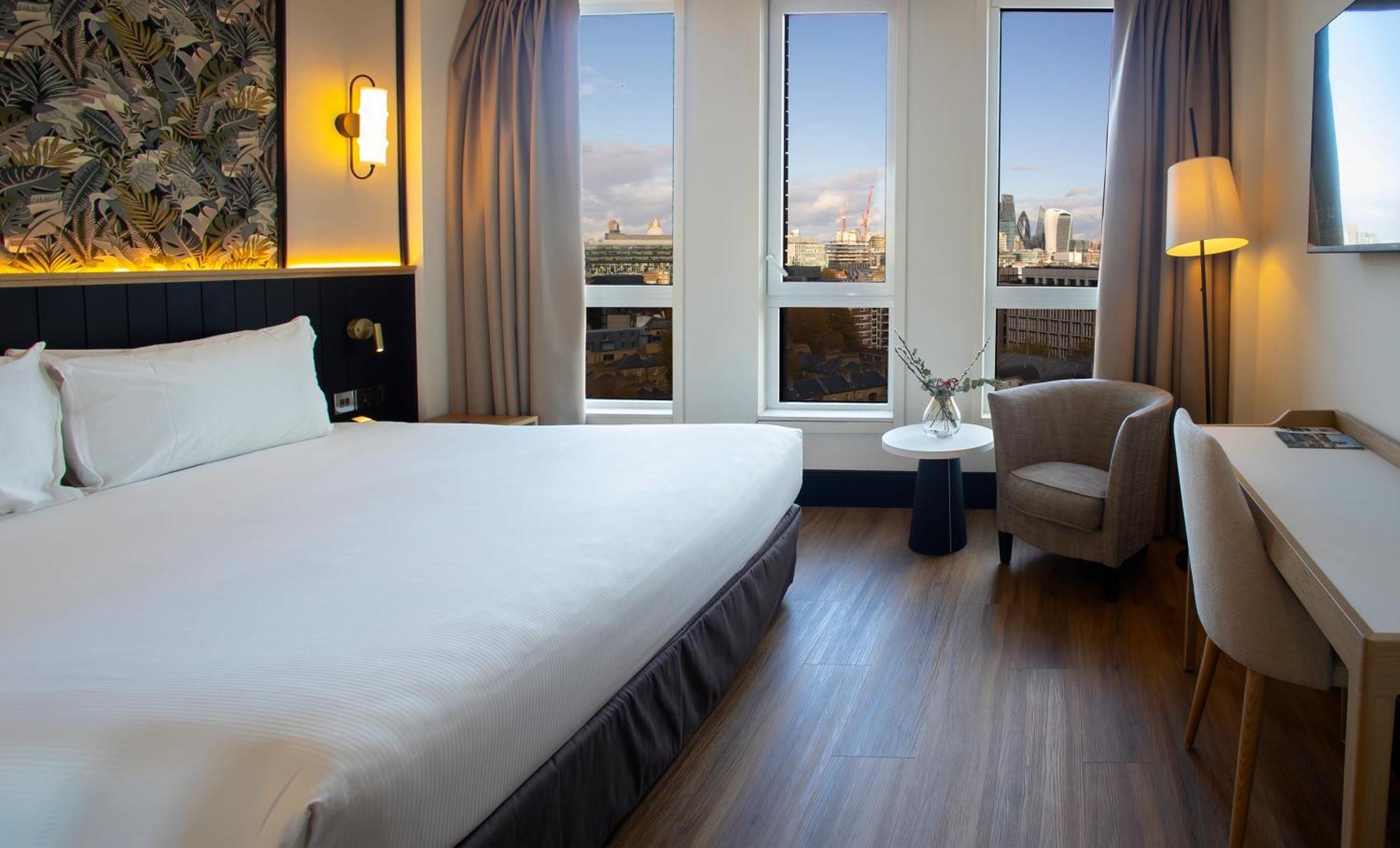 H10 Waterloo London