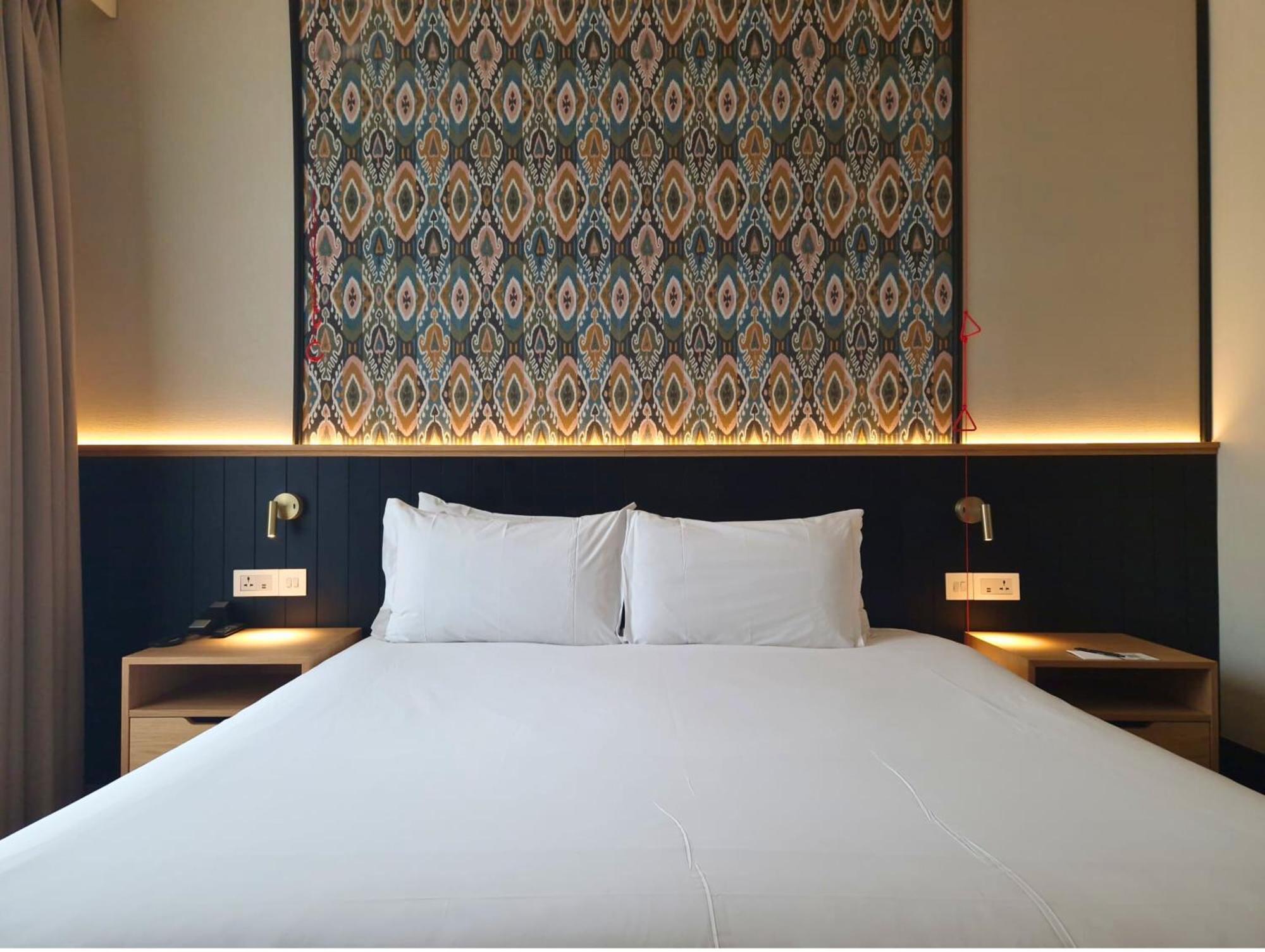 H10 Waterloo London