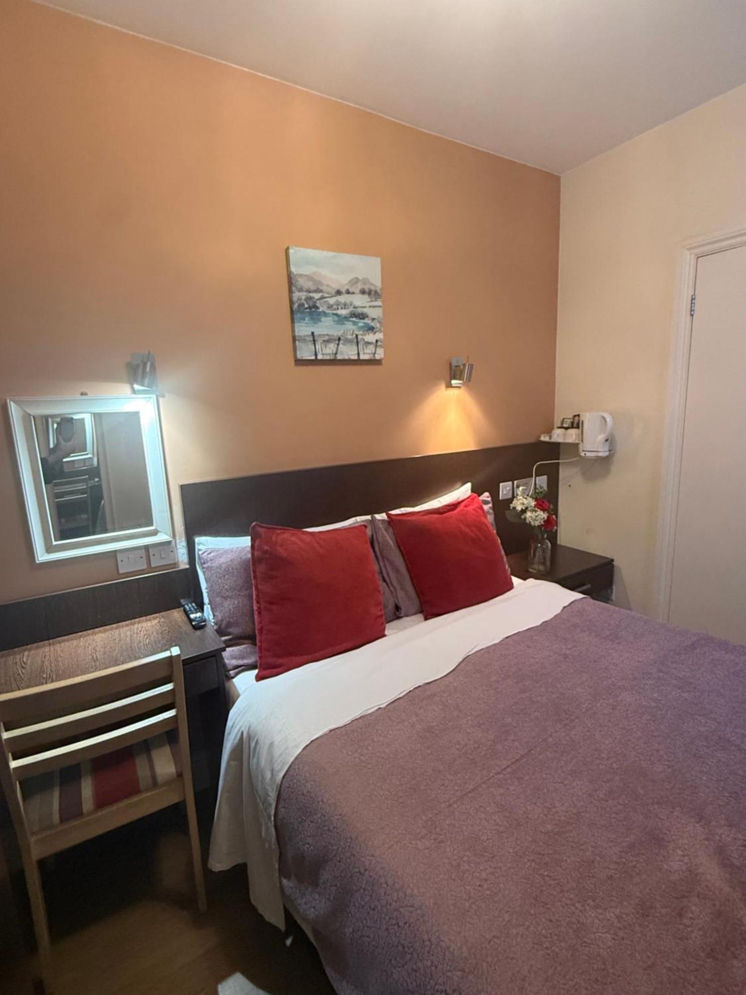 Hotel Albro House