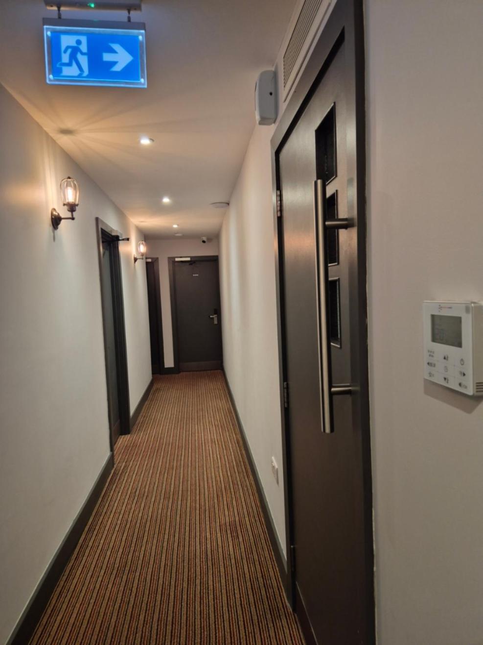 Airport Hotel