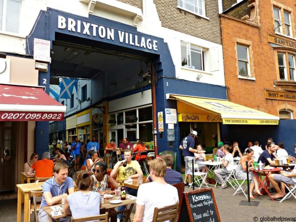 Stylish Brixton 2 Bed- 2 Bath By Pop And Brixton Village