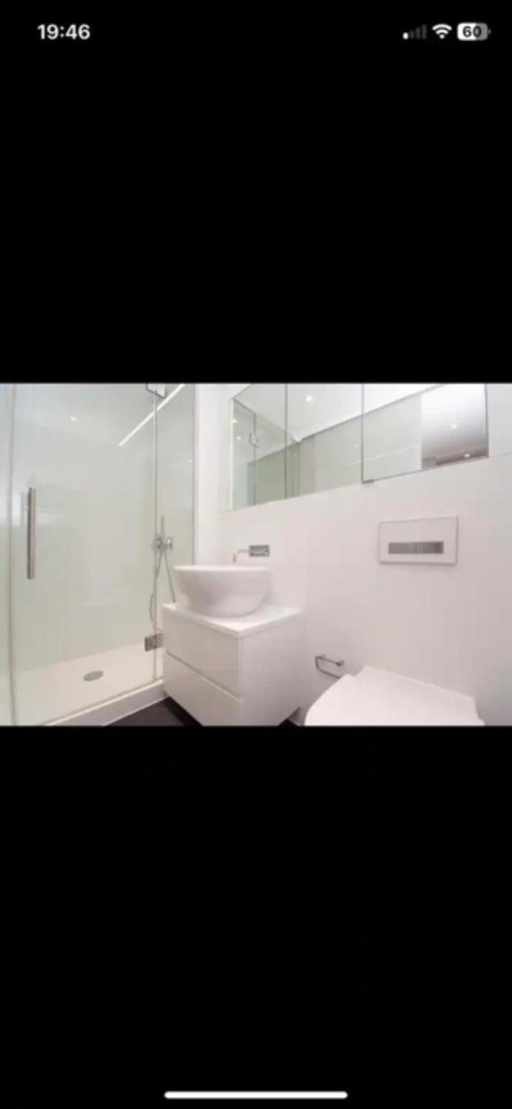 Mayfair Modern 2 Bed Apartment *