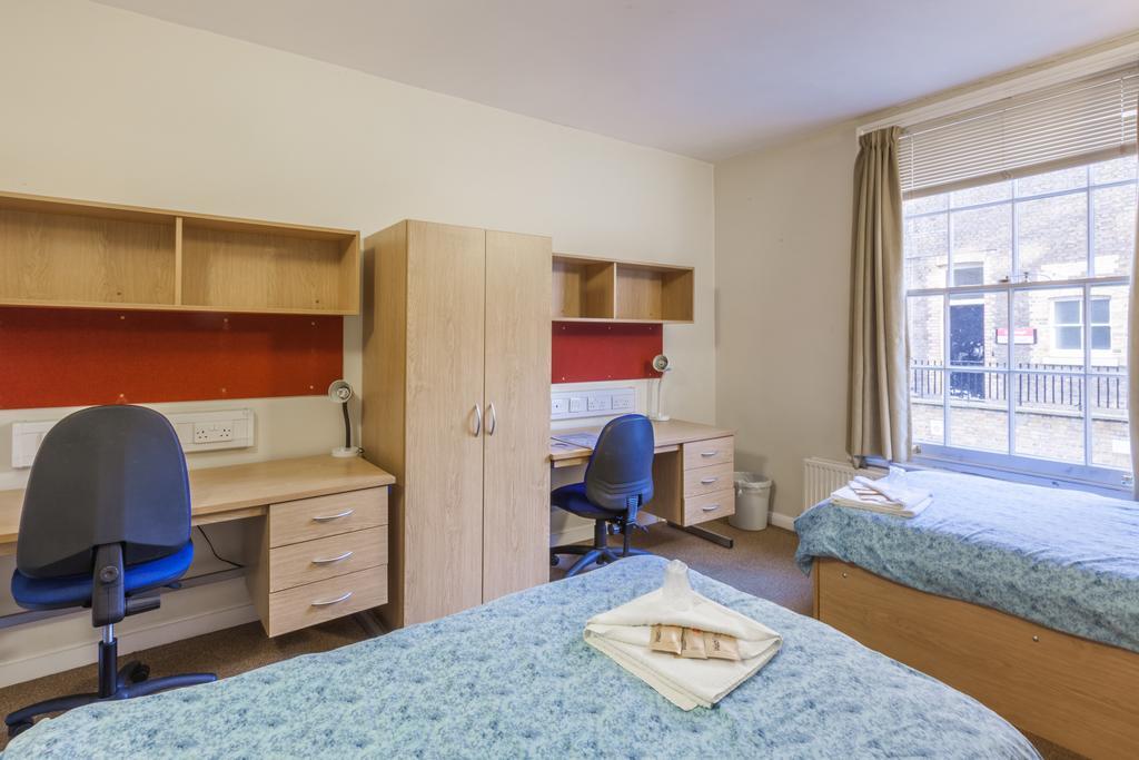 Apartment Lse Passfield Hall London