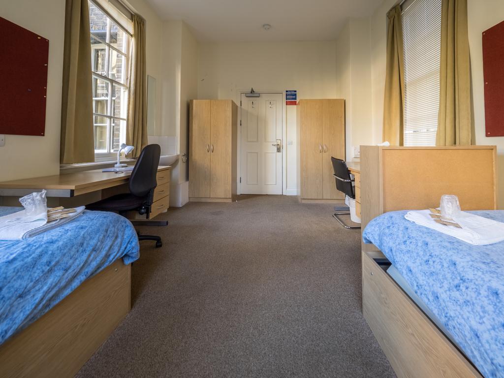 Lse Passfield Hall Apartment *