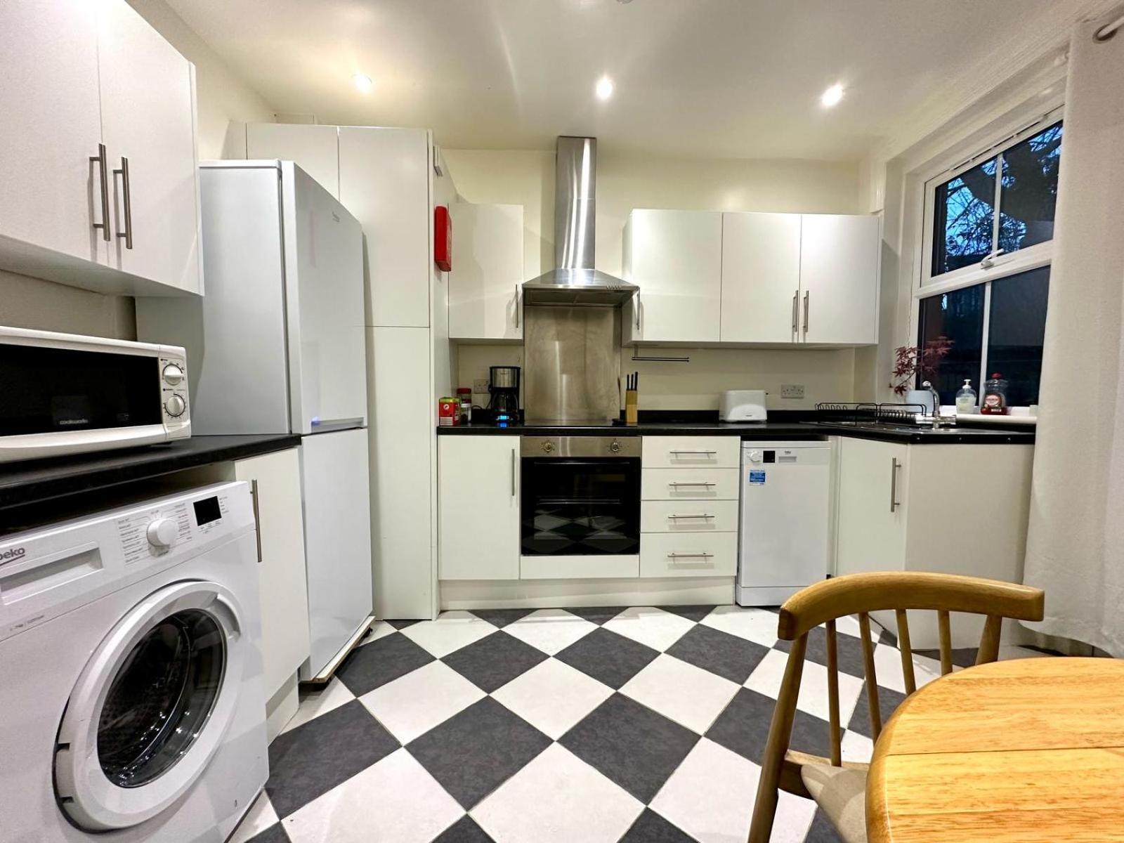 Homestay Delux Near Centre *