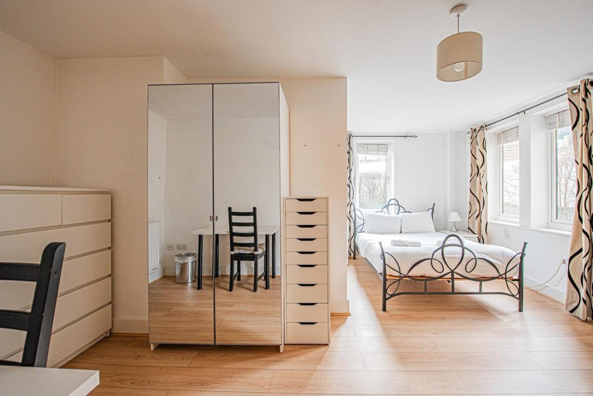 Apartamento Stylish Spacious 3 Bed 5min Walk From Station Londres