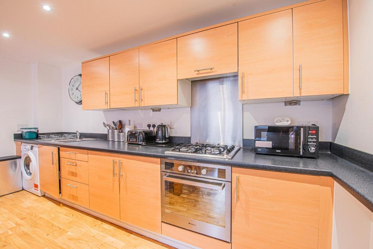 Apartamento Stylish Spacious 3 Bed 5min Walk From Station Londres