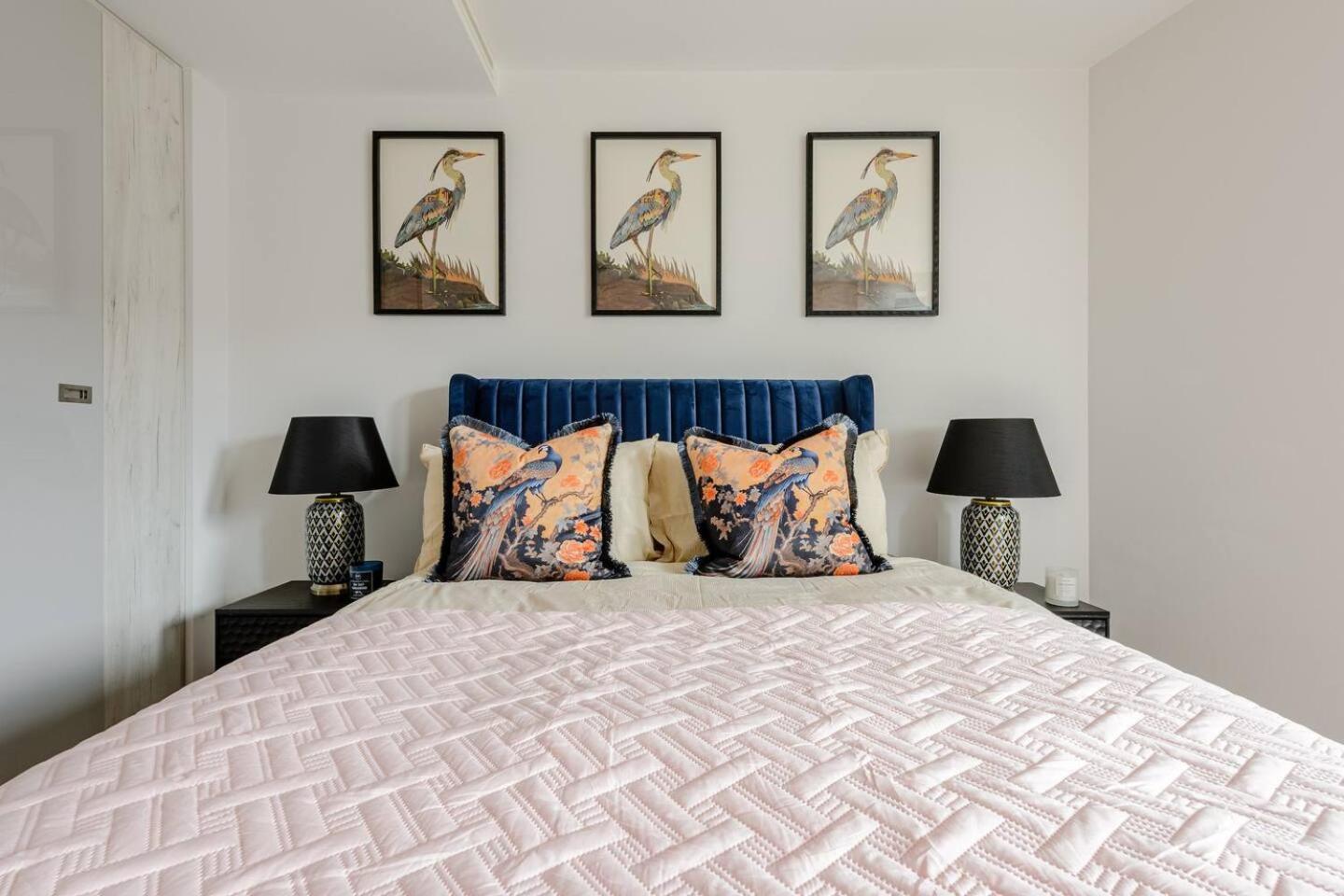 Boutique 2 Bed King's Cross Modern Apartment London