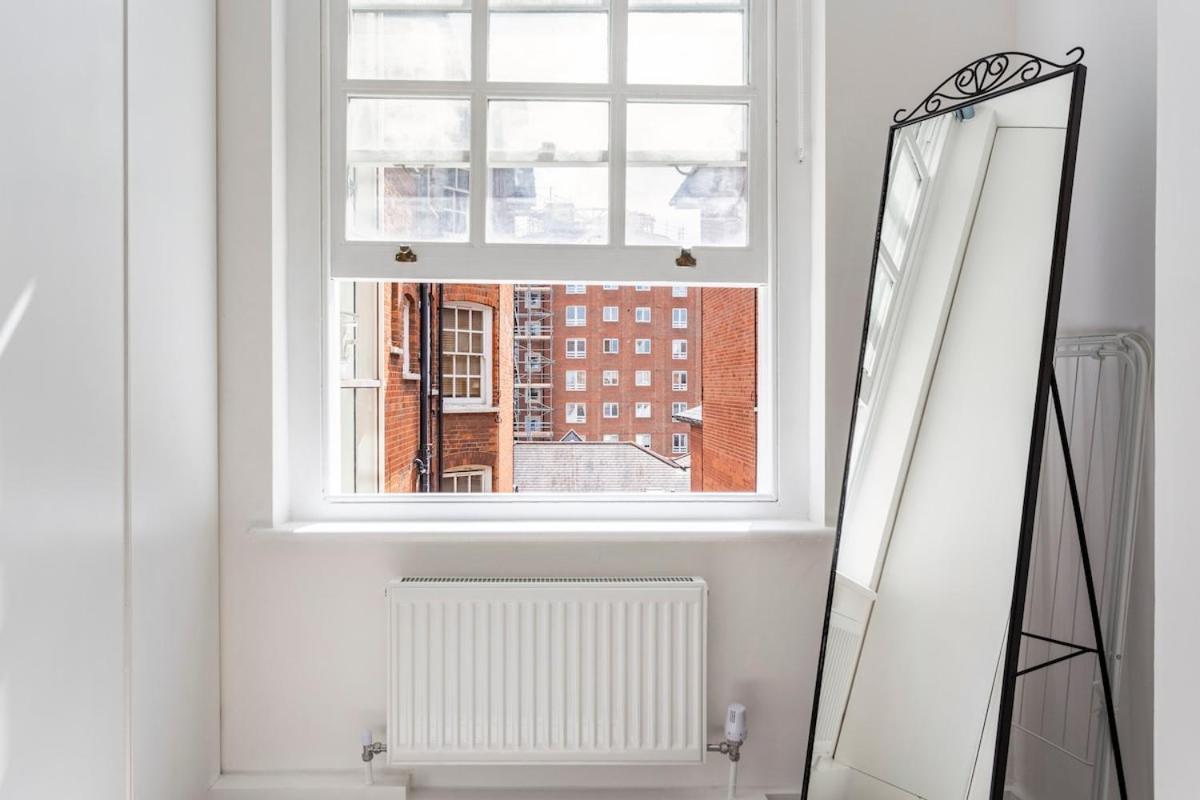 Apartment Scott Ellis 1 London