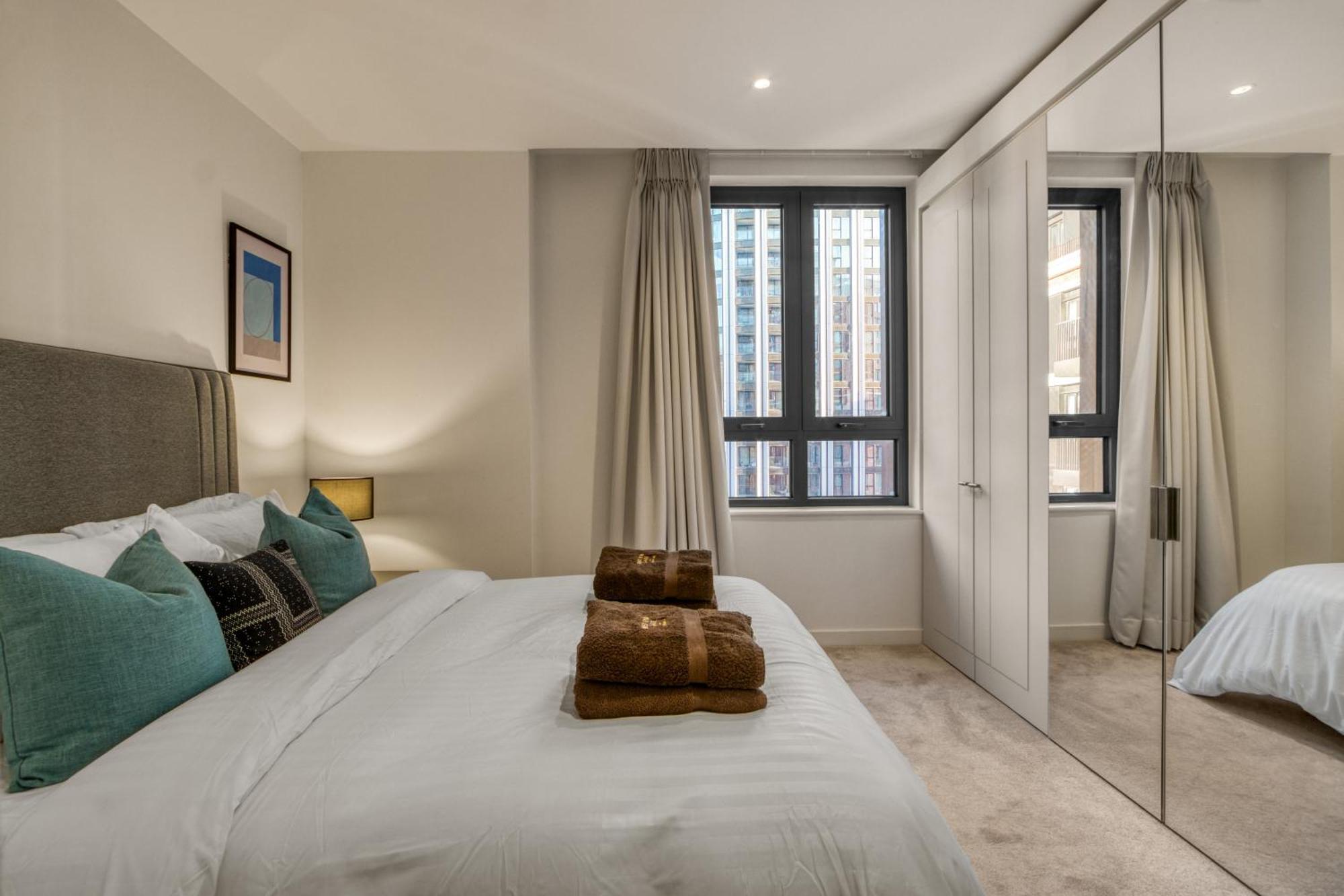 Apartment Hyde Park Beauty 2br 2ba Balcony *