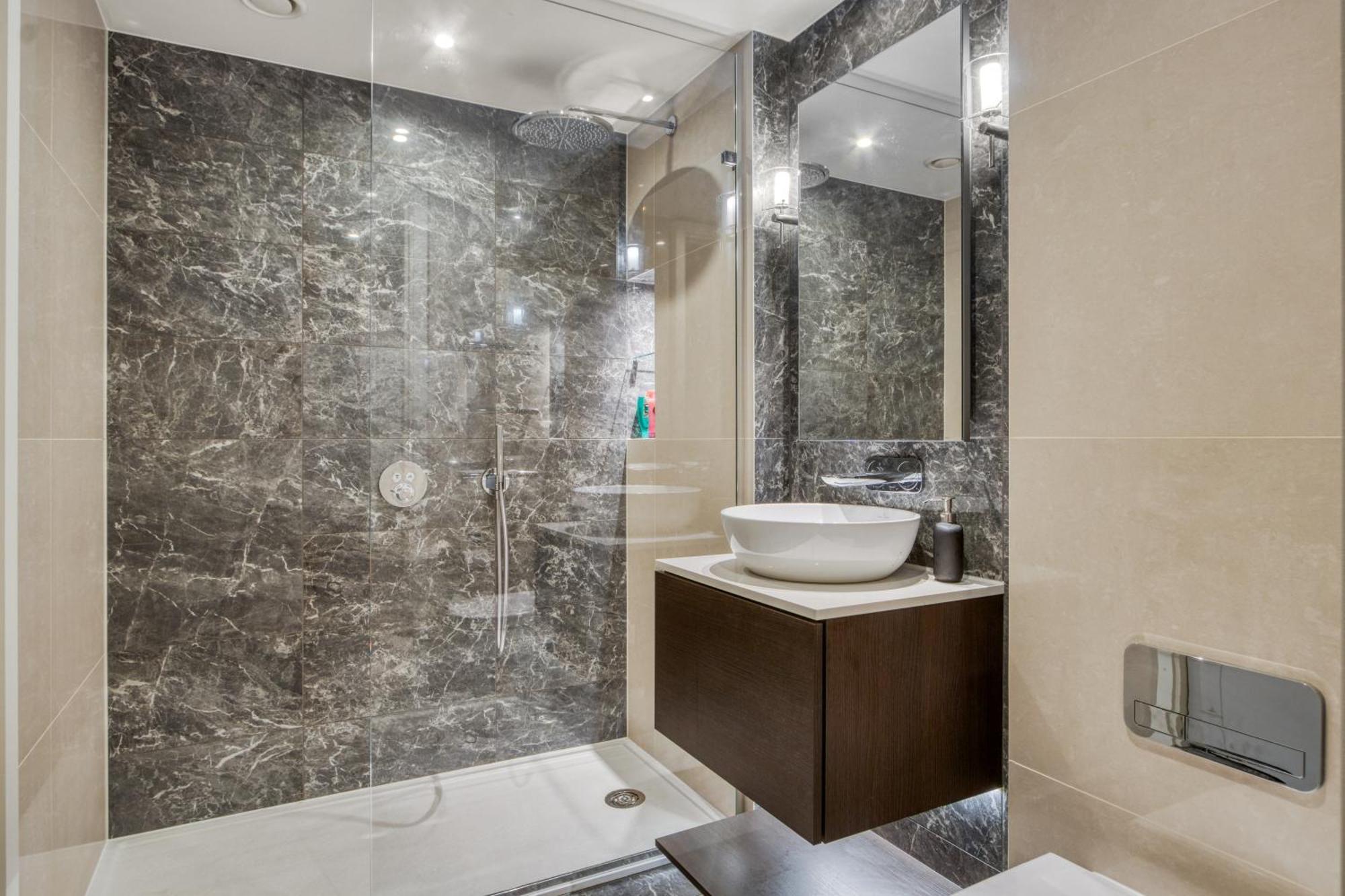 Apartment Hyde Park Beauty 2br 2ba Balcony *