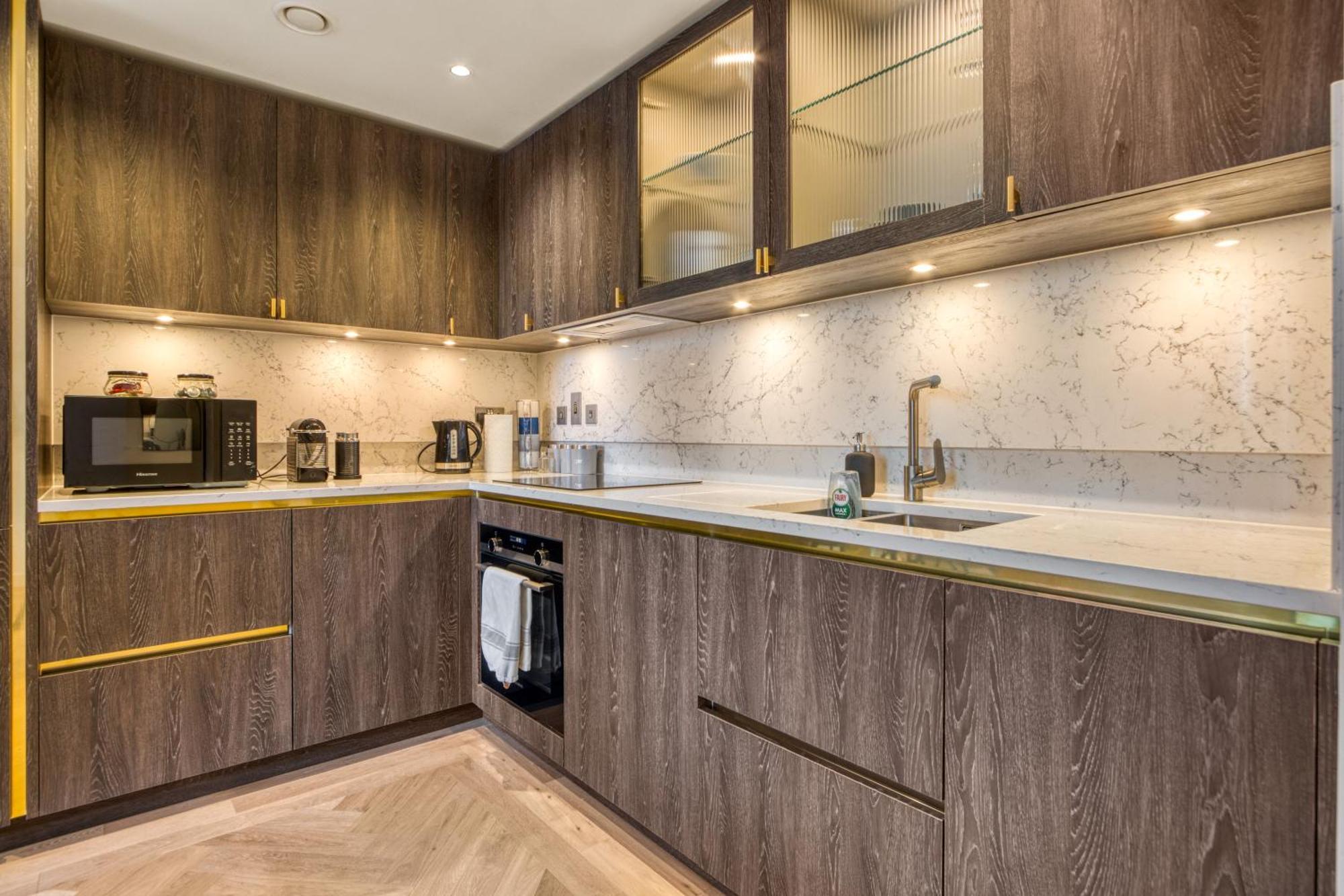 Apartment Hyde Park Beauty 2br 2ba Balcony *