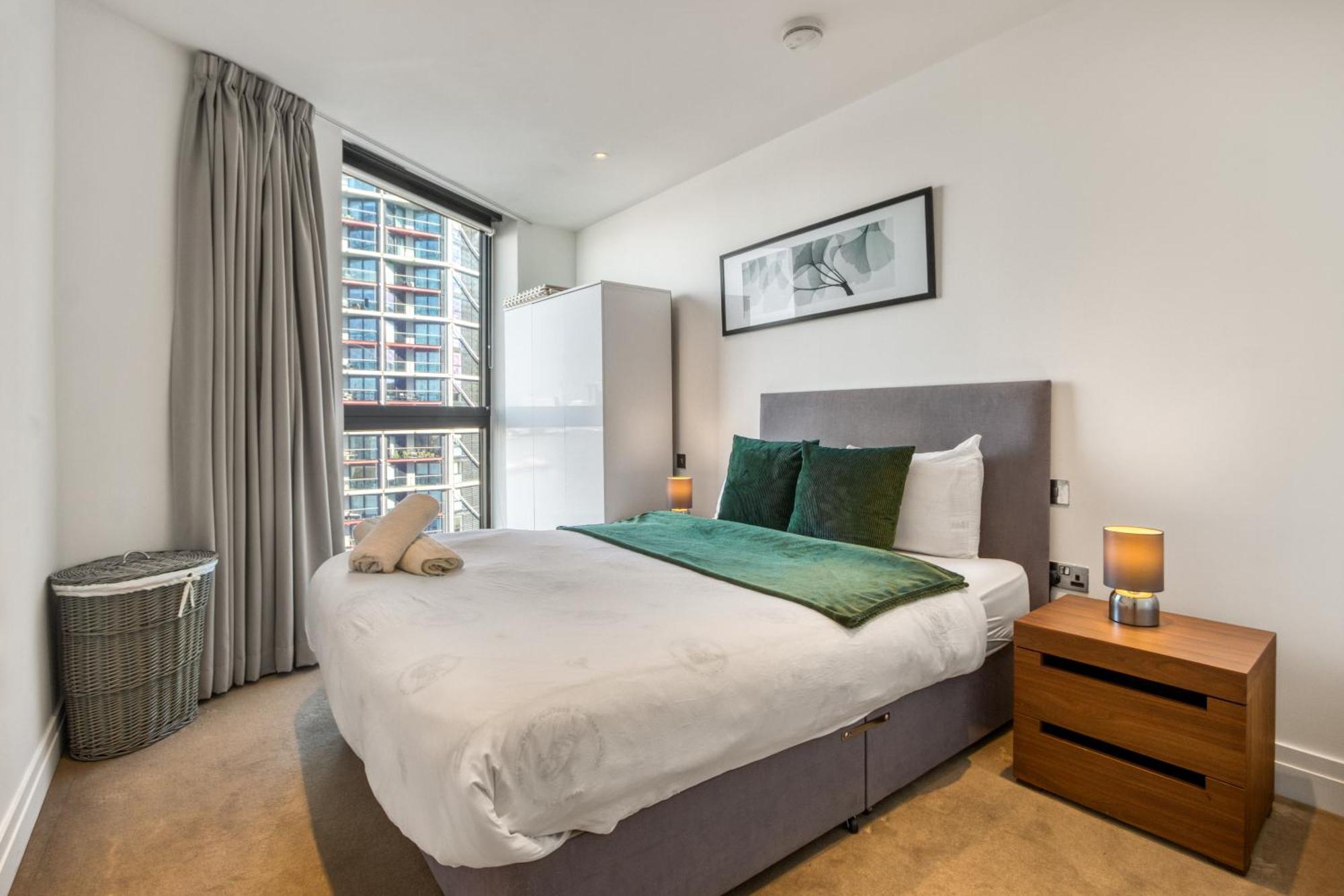 Apartment Battersea Power Station 2br 2ba River View *