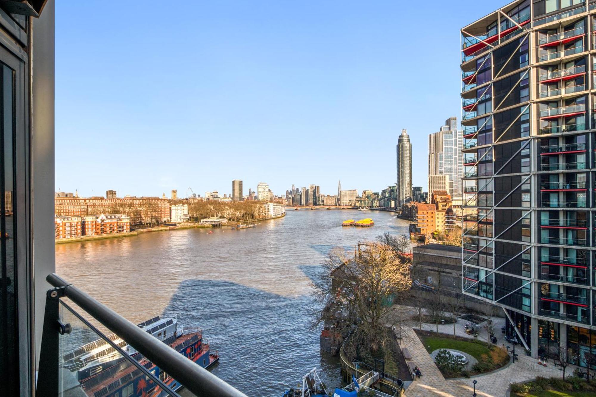 Apartment Battersea Power Station 2br 2ba River View London
