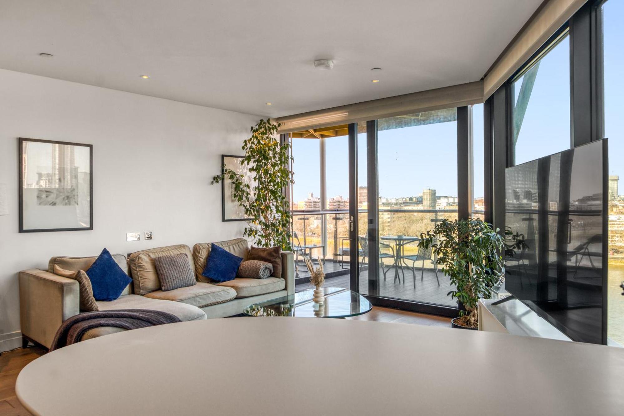 Apartment Battersea Power Station 2br 2ba River View *