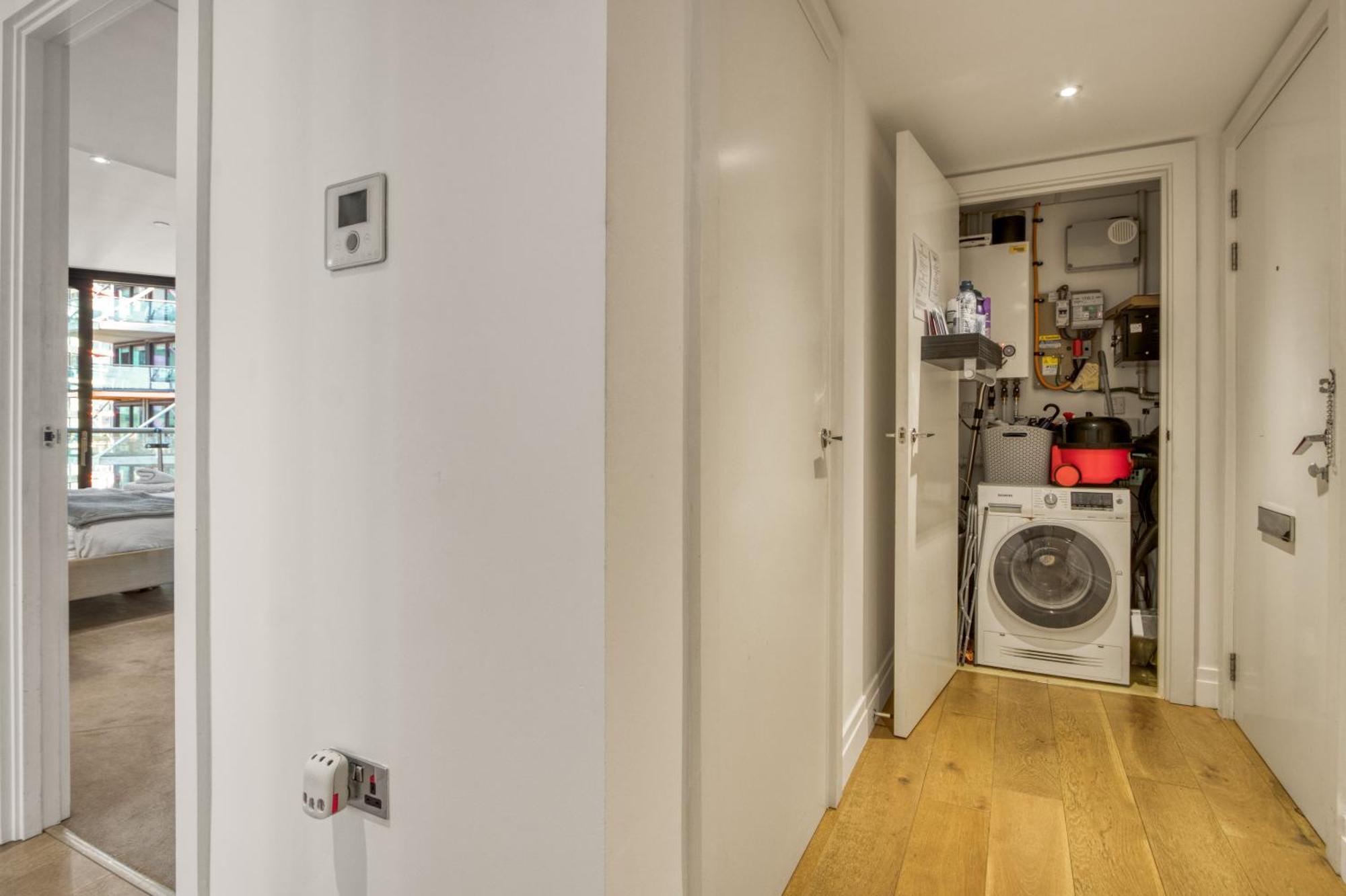 Apartment Battersea Power Station 2br 2ba River View *