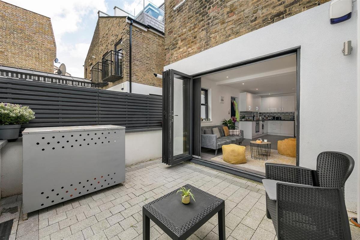 Heart Warming Getaway 1br 1ba Private Patio Apartment *