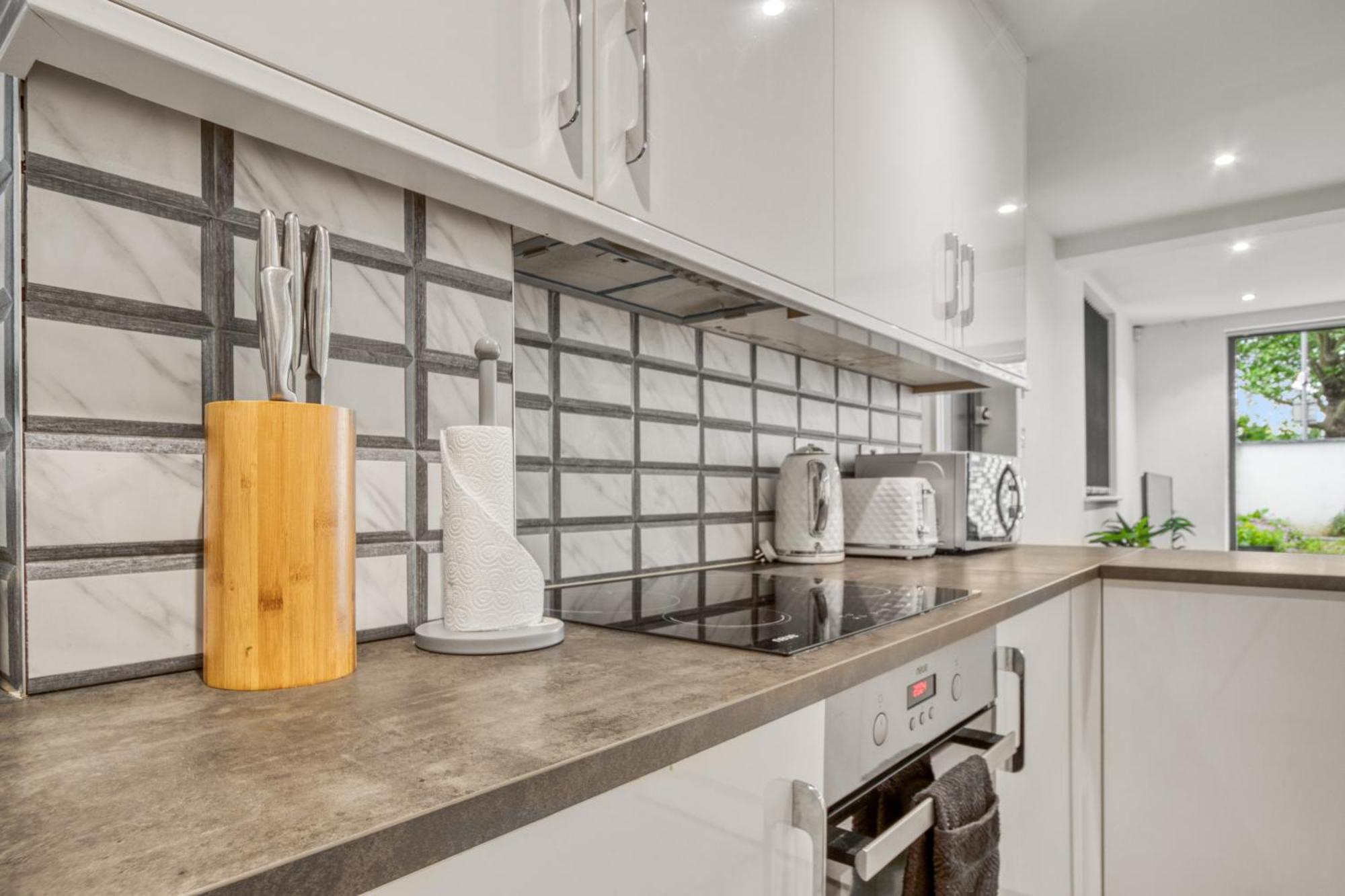 Stylish Beauty Ground Floor 1br 1ba Private Garden London