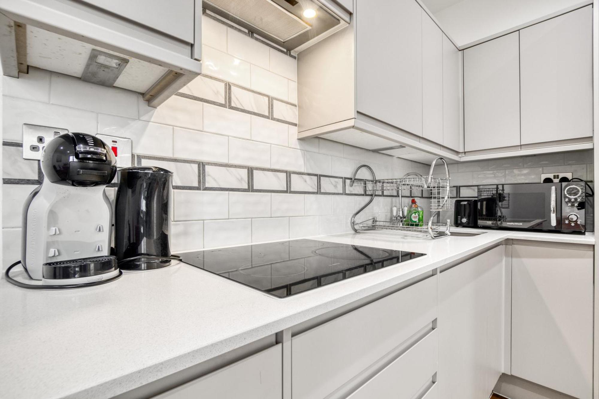 Apartment Elegant & Spacious House 3br 3ba Balcony Patio London