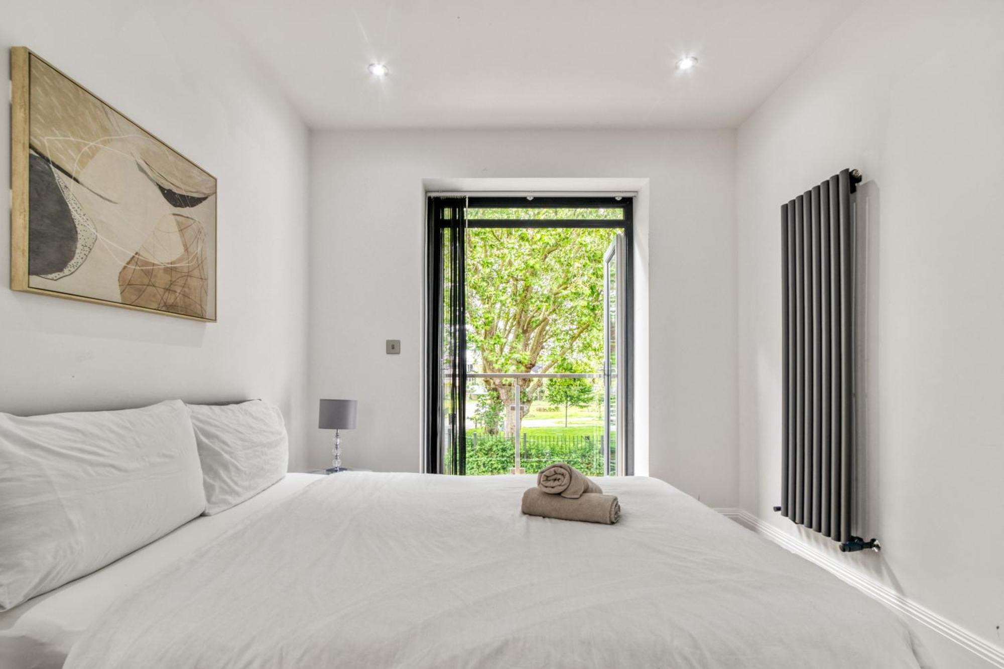Apartment Elegant & Spacious House 3br 3ba Balcony Patio London