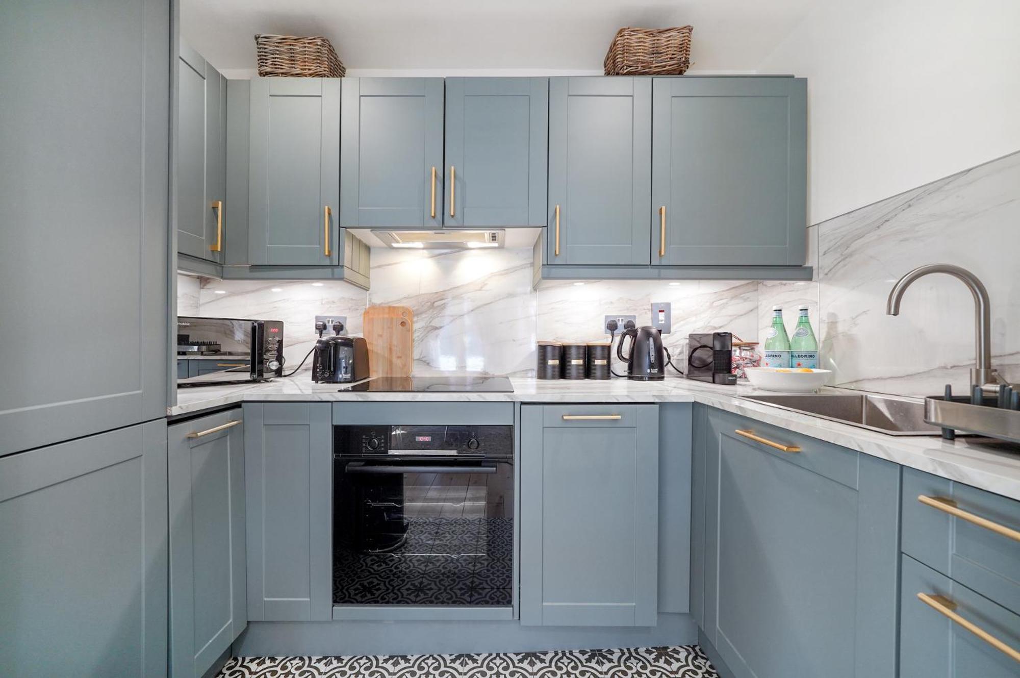 Apartment Hr2 - Charming 1-bed Near Holland Park *