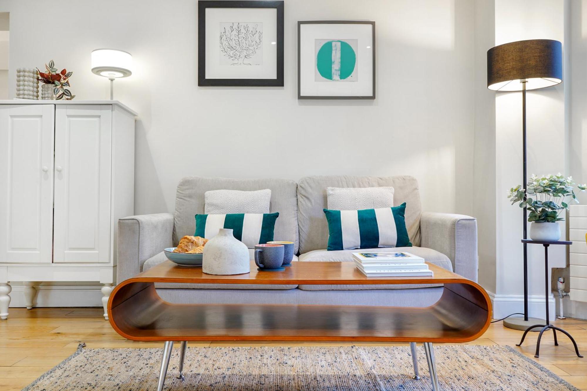 Hr2 - Charming 1-bed Near Holland Park Apartment *