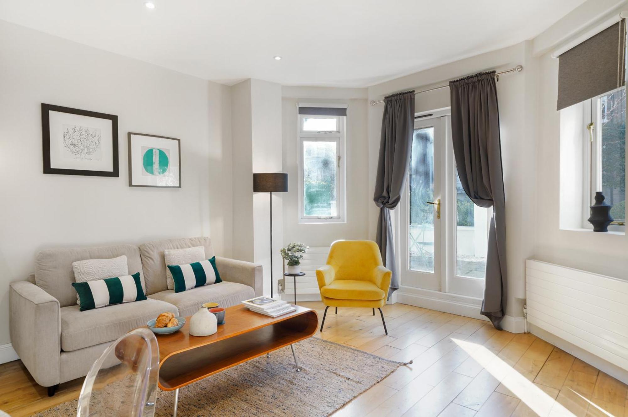 Hr2 - Charming 1-bed Near Holland Park London