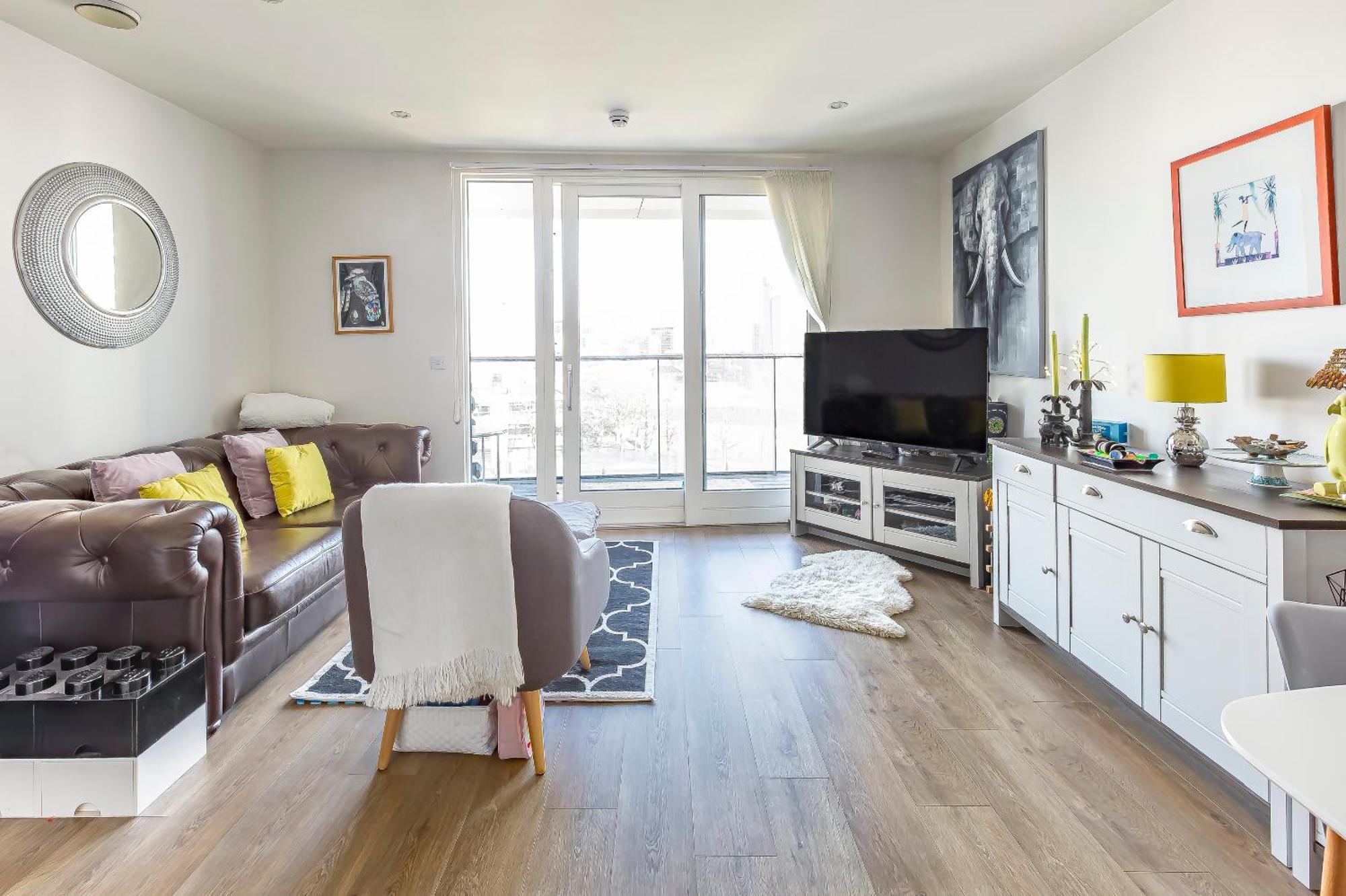 Apartment Charming 2 Bedrooms At Langdon Park Dlr London