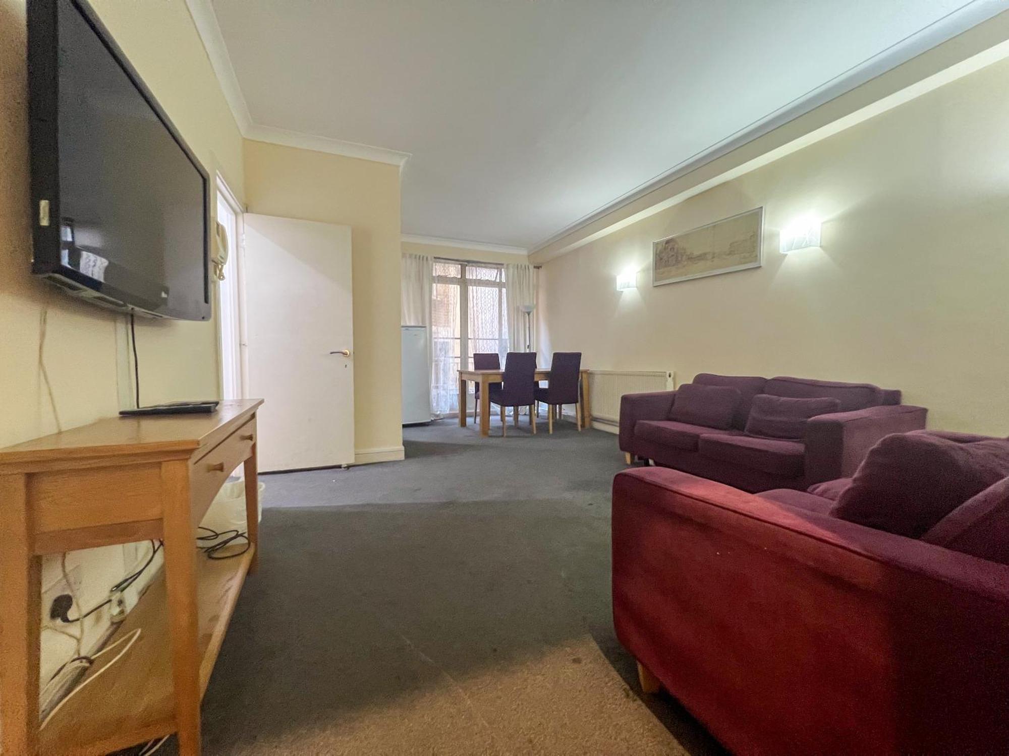 The Mayfair Collection Luxury Apartment *