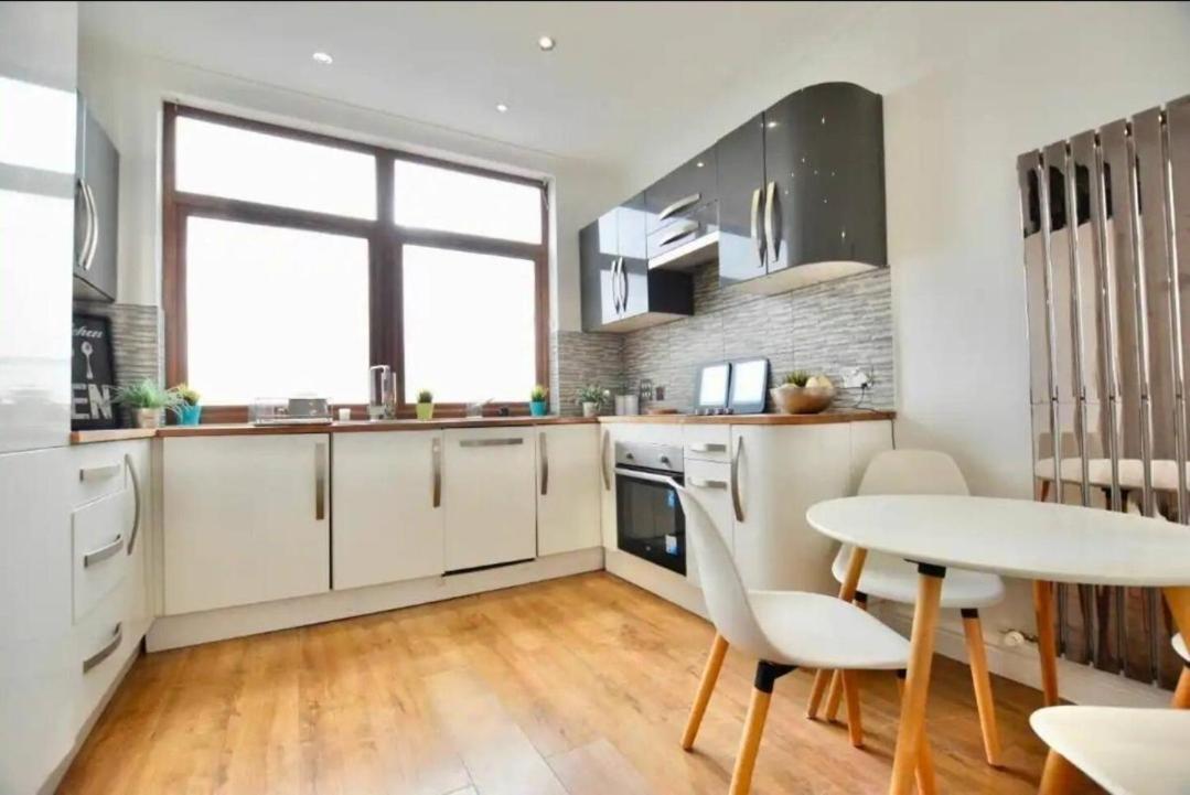 Large Town House Long Term Holiday home