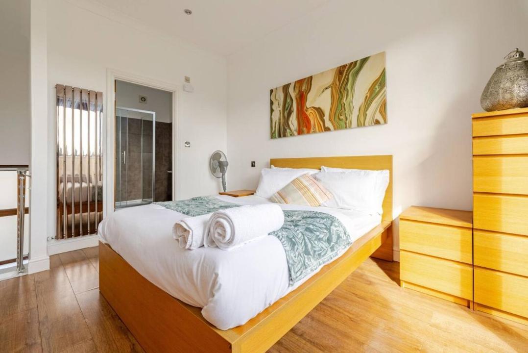 Holiday home Large Town House Long Term
