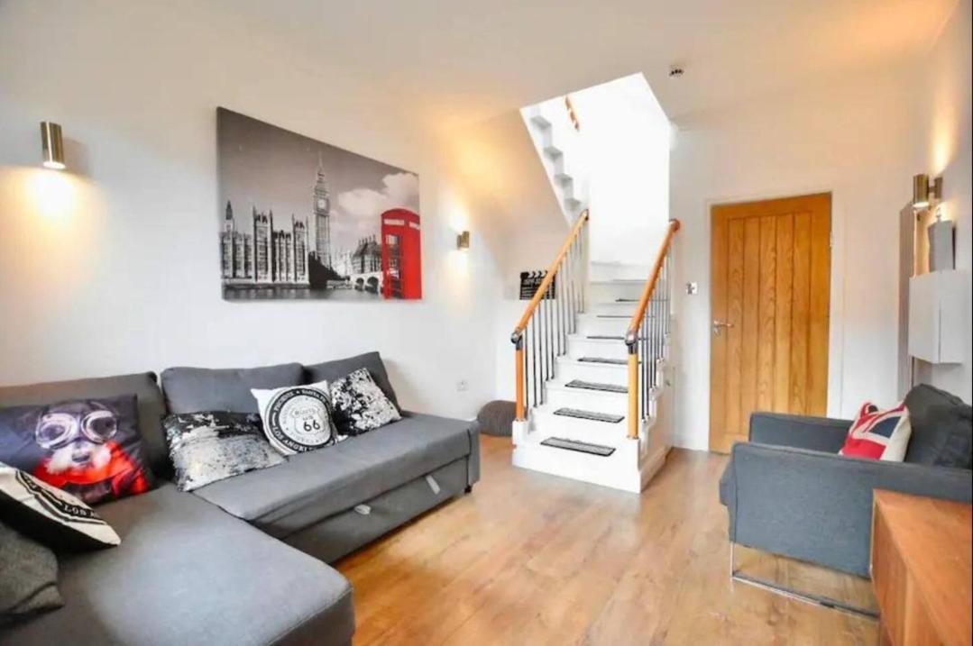 Large Town House Long Term * London