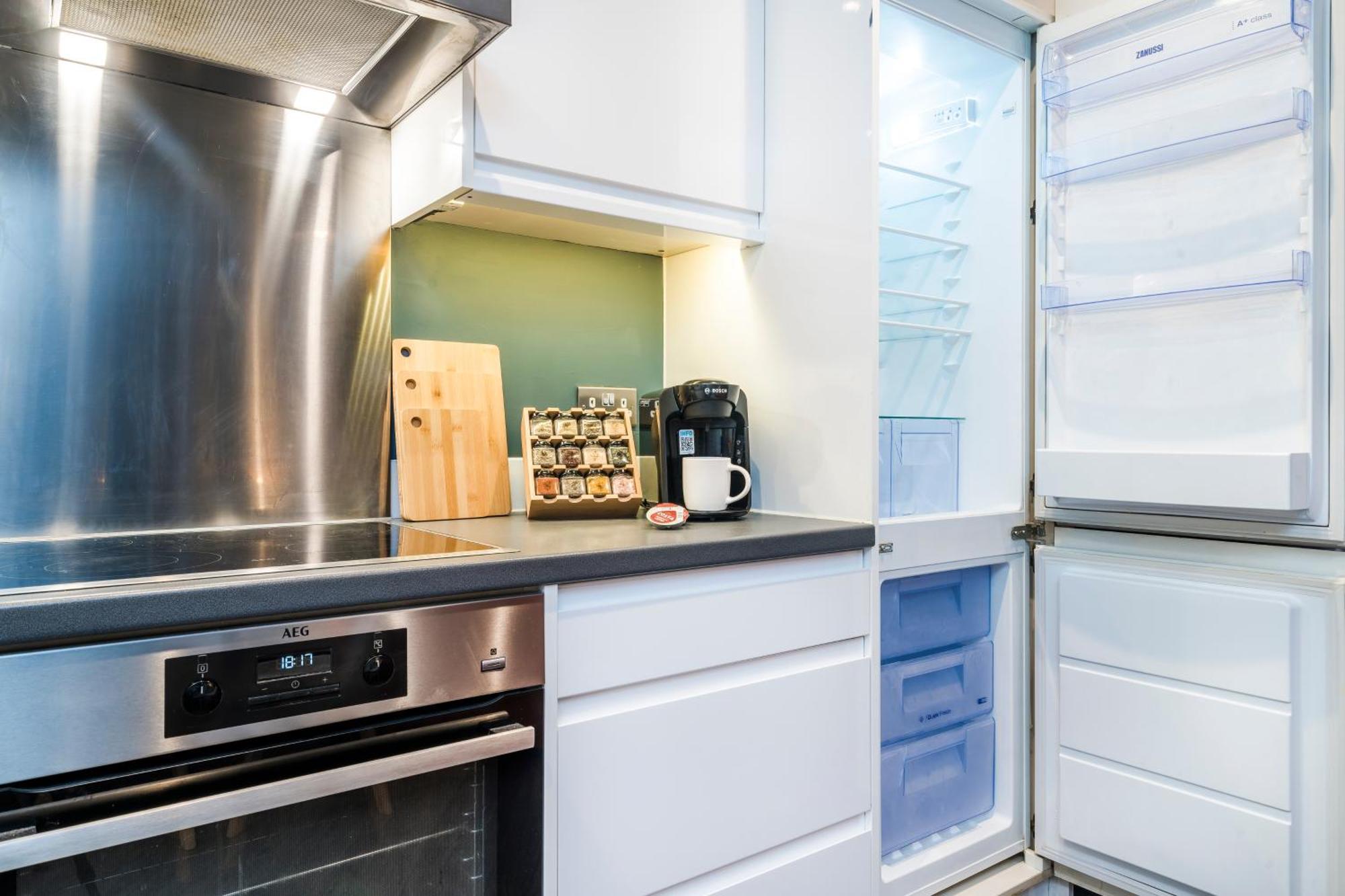 Apartment Stylish Near O2, Canary Wharf & Isle Of Dogs *