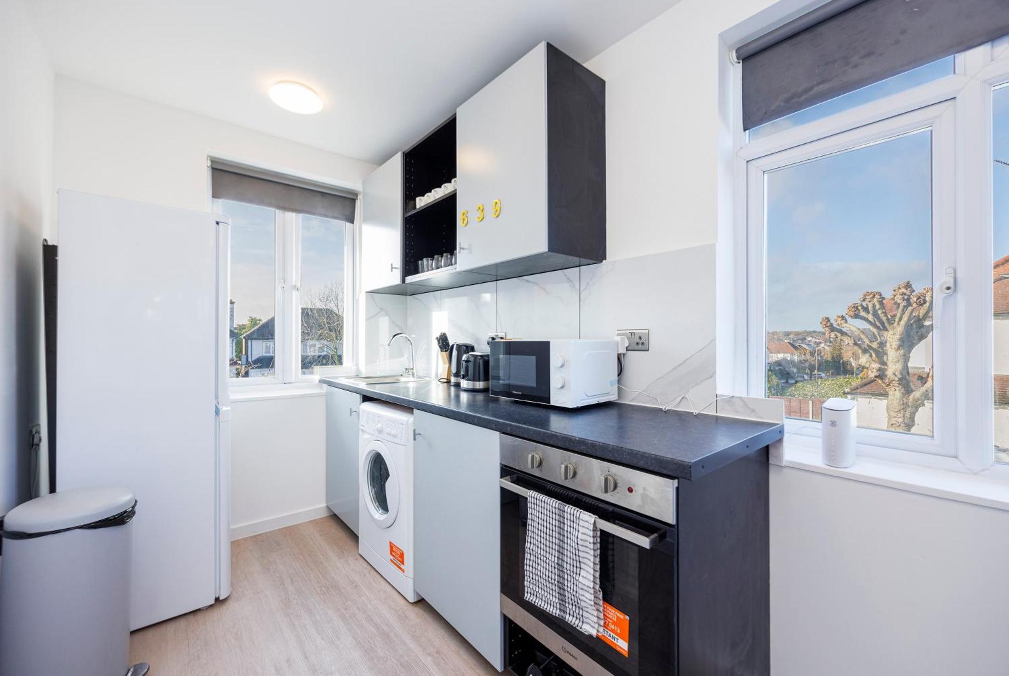 North West Ideal For Long & Short Offers Appartement Londen
