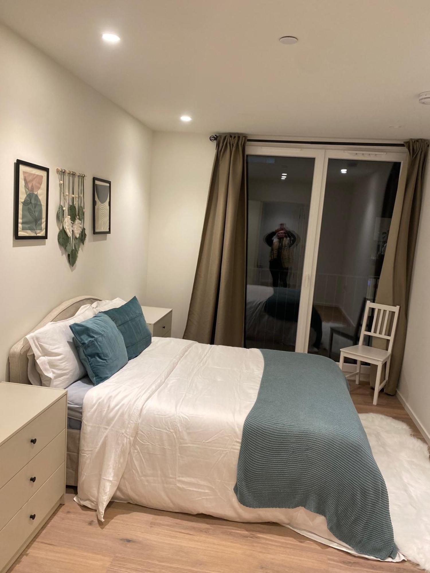 Stylish 2-bedroom In - Sleeps 4 Apartment *