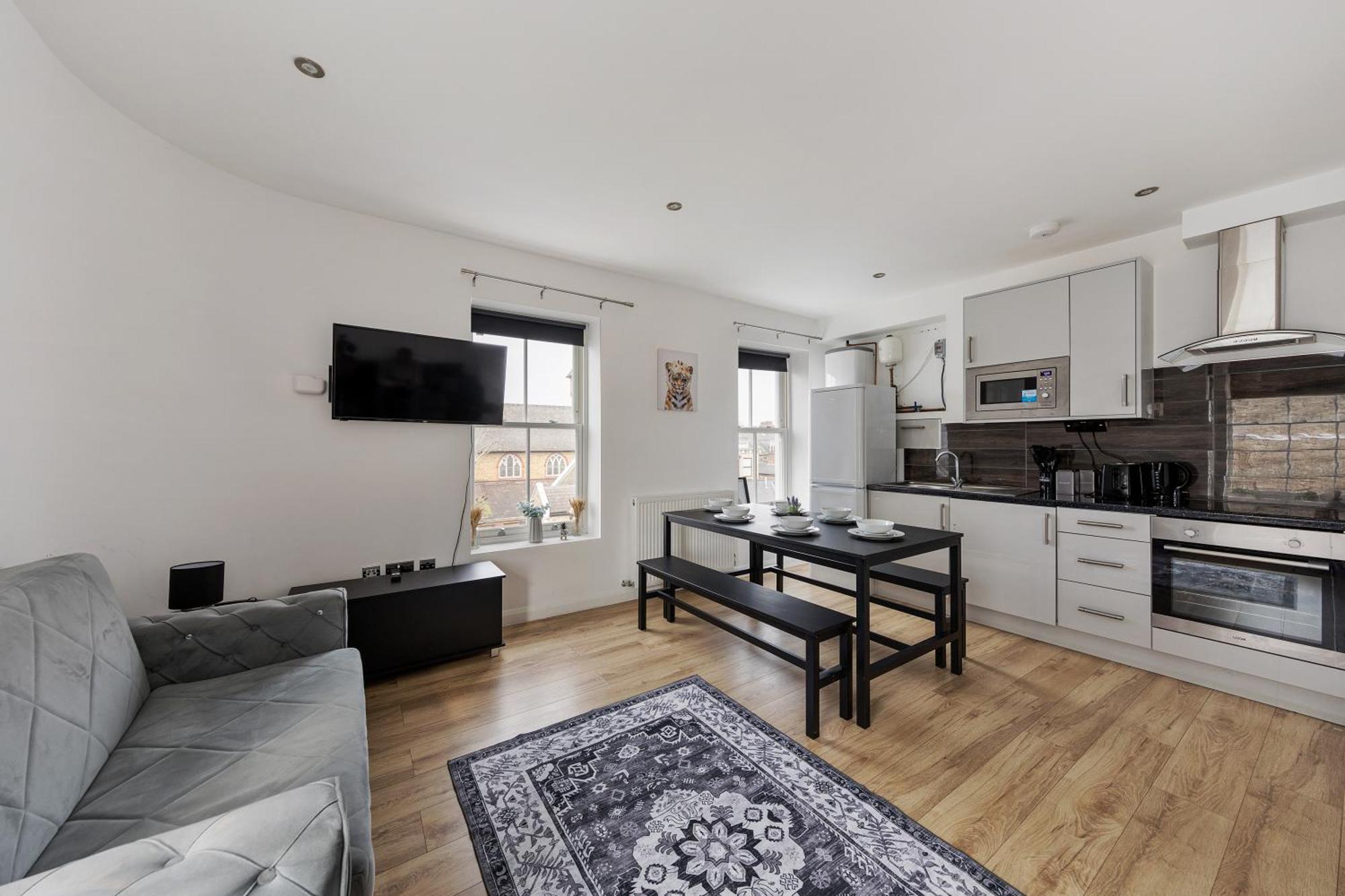 Relaxing 1-bed Haven Near Battersea Park Apartment *
