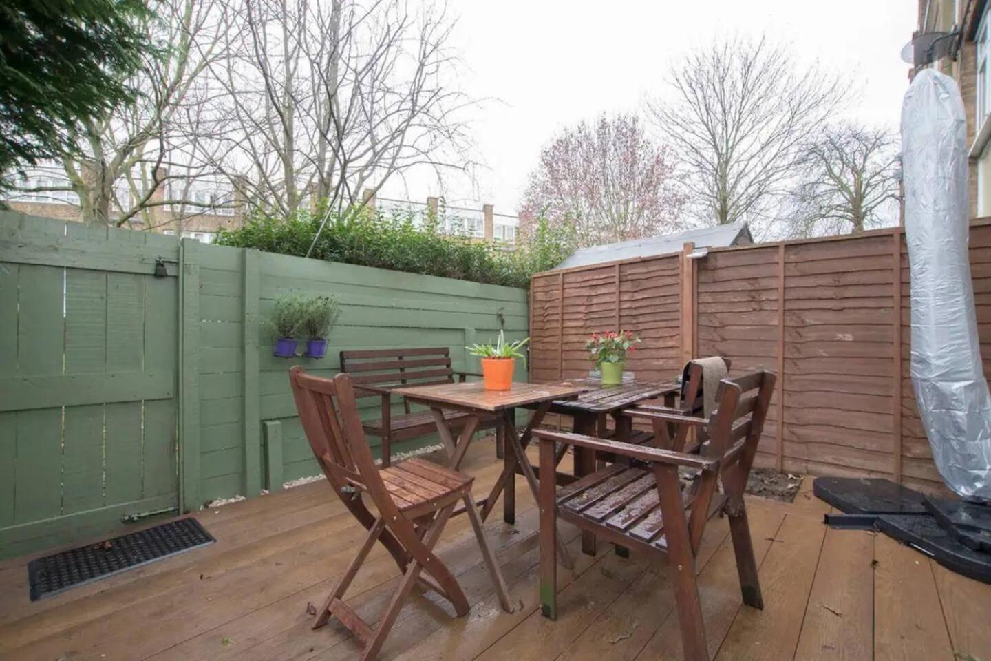Holiday home Pass The Keys Spacious 2br W Free Parking Patio Near Tube